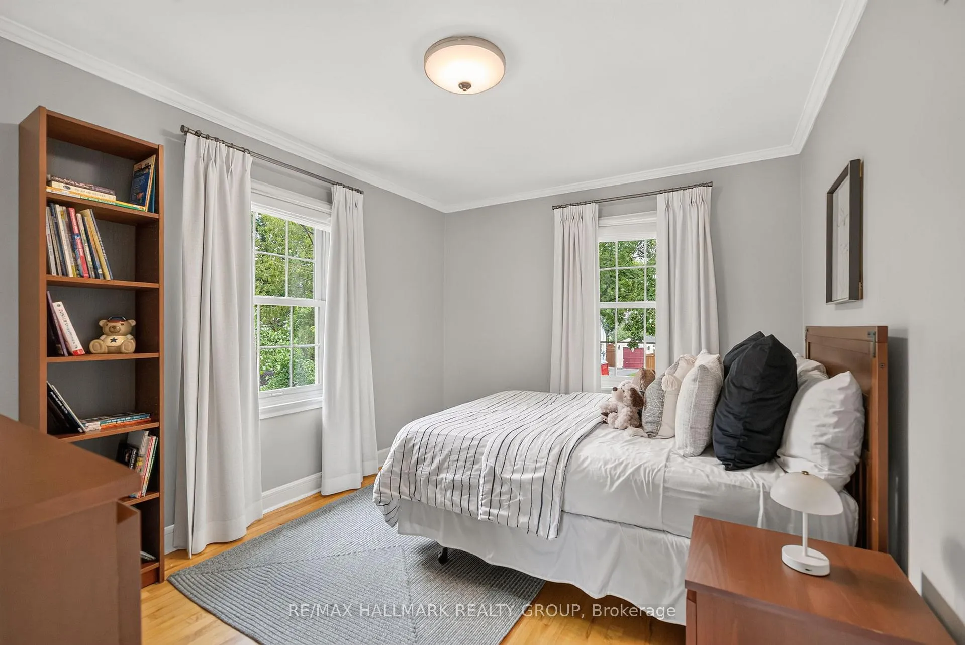 Photo 30 of 1 Bedford Crescent, Ottawa, Manor Park — HOMEH
