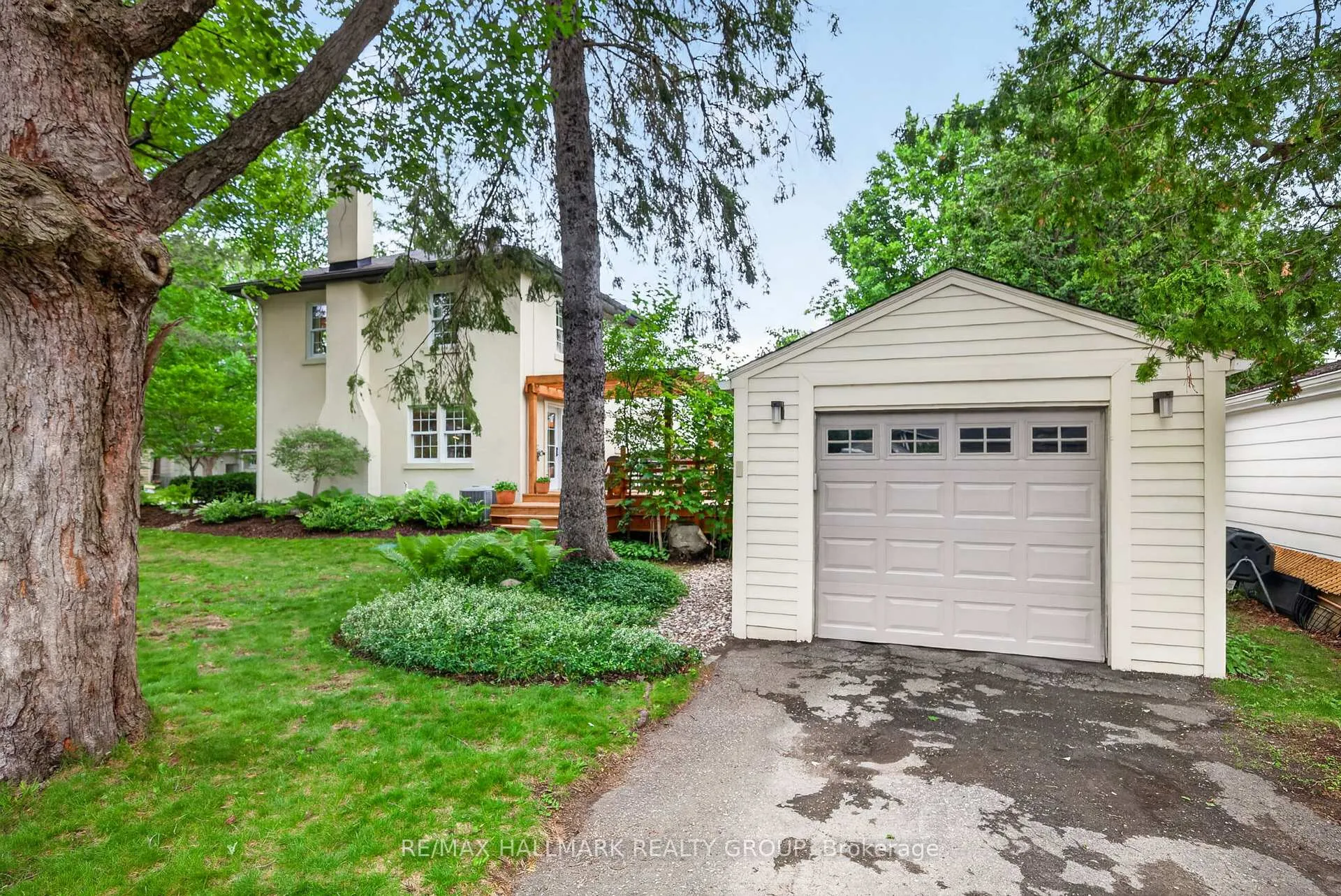 Photo 48 of 1 Bedford Crescent, Ottawa, Manor Park — HOMEH