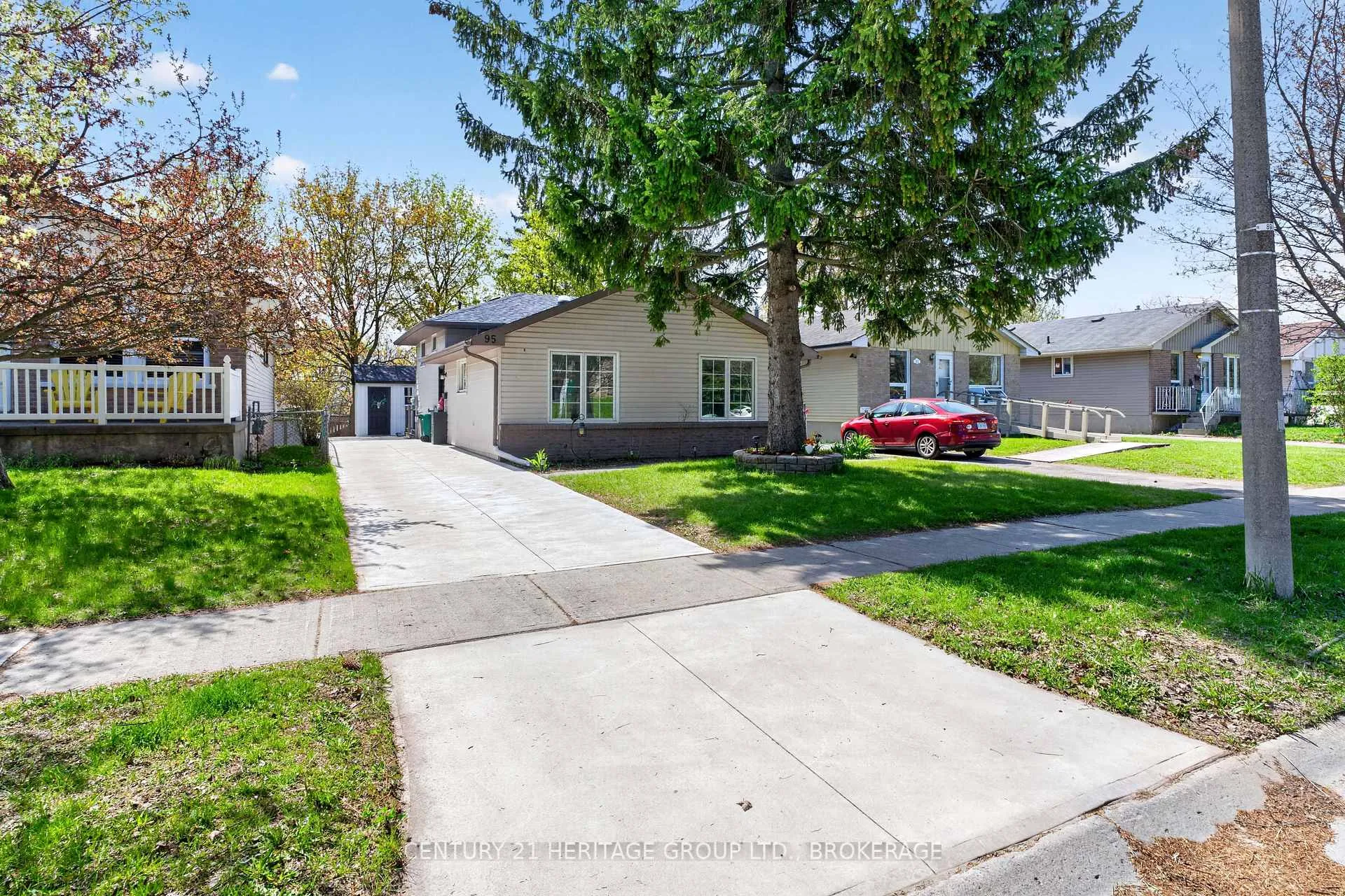 Photo 13 of 95 Virginia Street, Kingston, Rideau — HOMEH