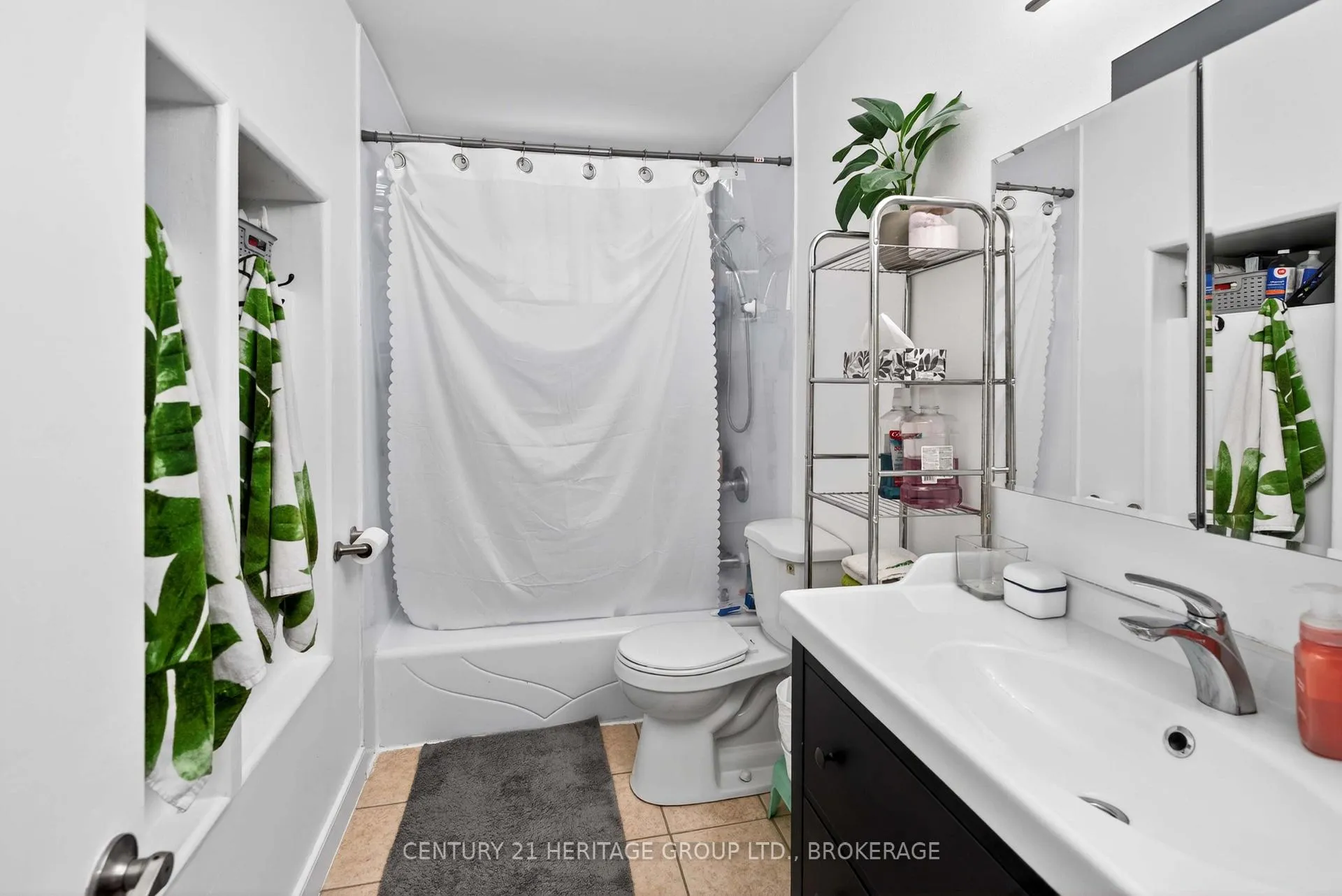 Photo 23 of 95 Virginia Street, Kingston, Rideau — HOMEH