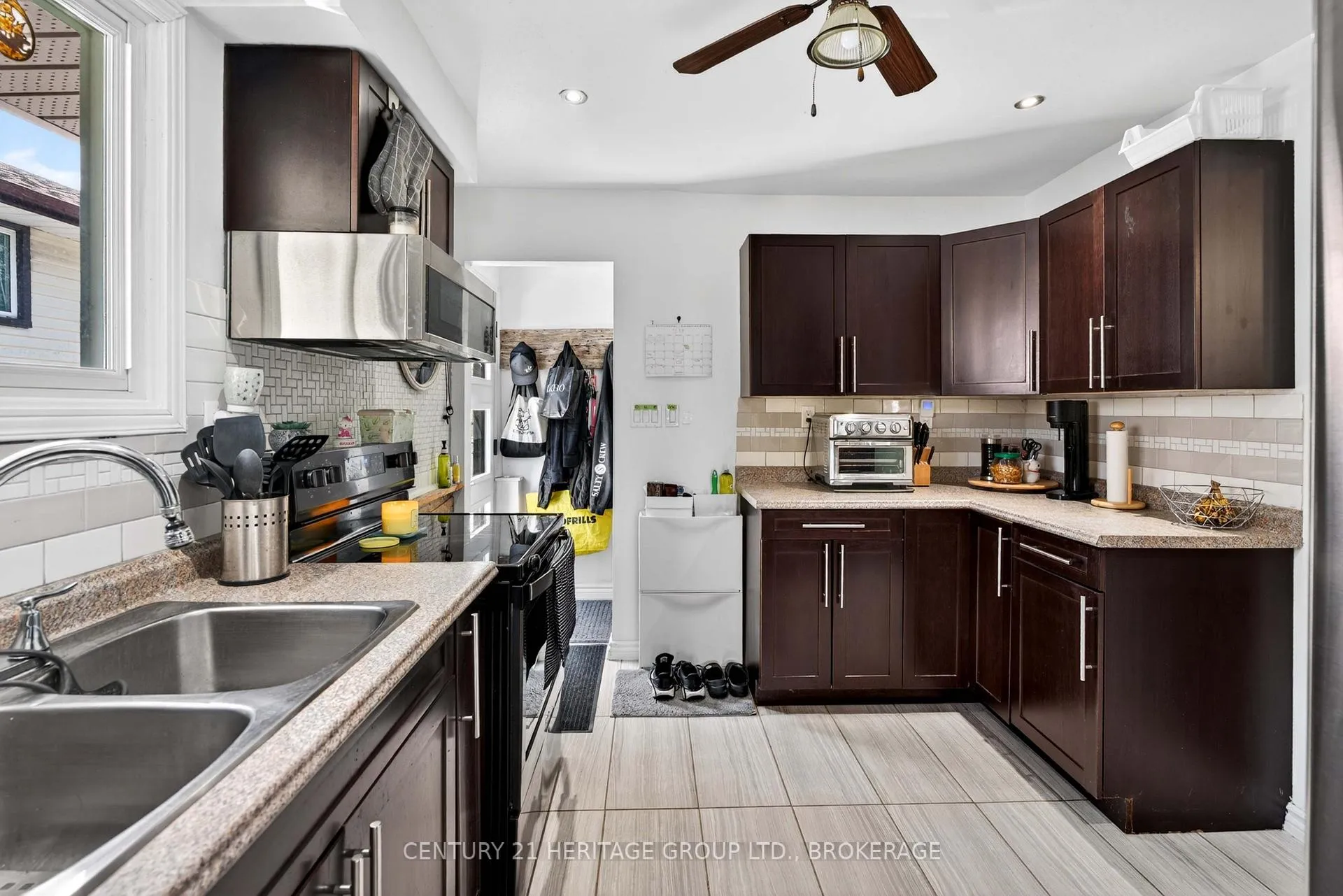 Photo 29 of 95 Virginia Street, Kingston, Rideau — HOMEH