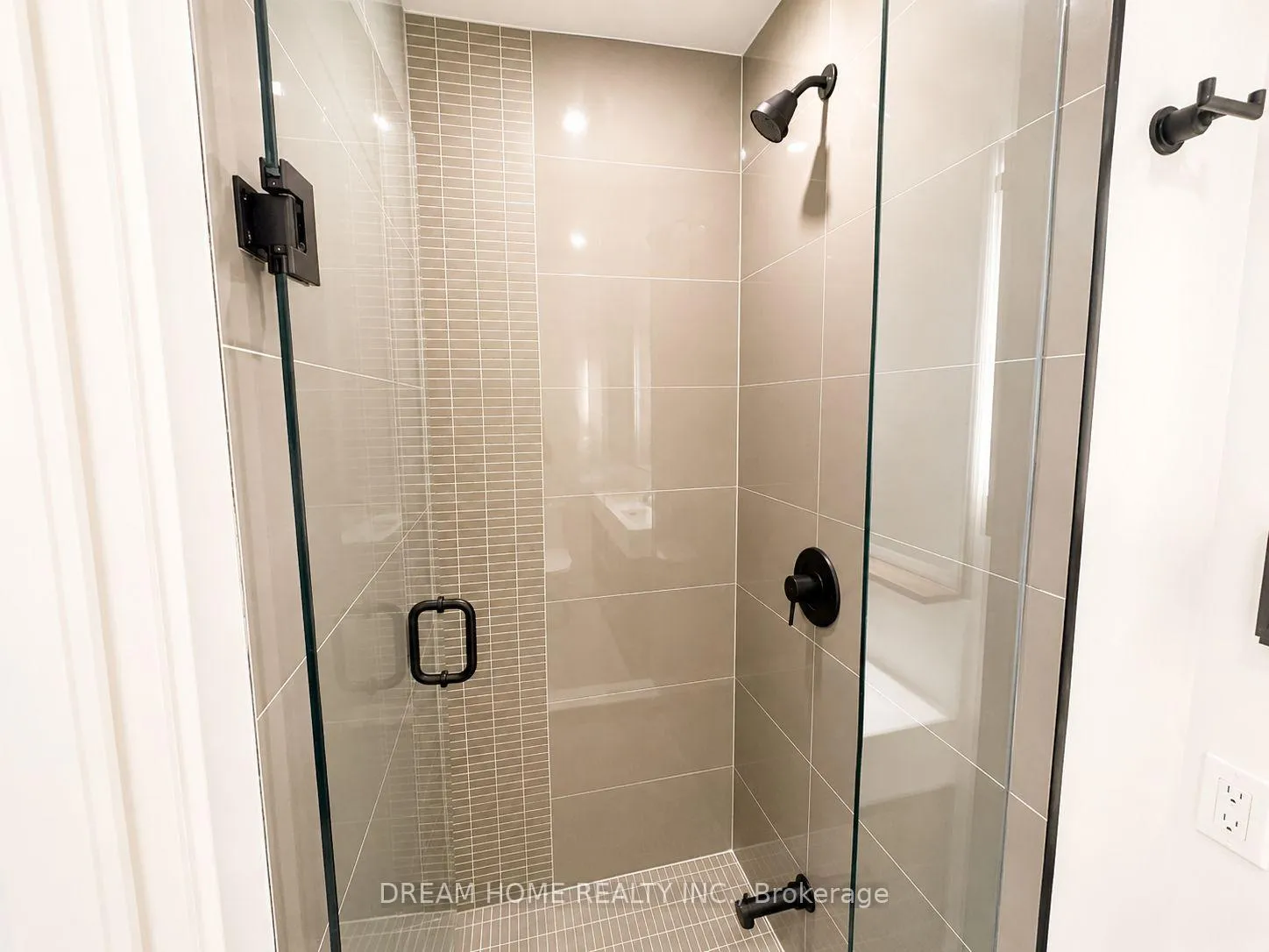 Photo 12 of Unit 210, 127 Broadway Avenue, Toronto, Mount Pleasant West — HOMEH