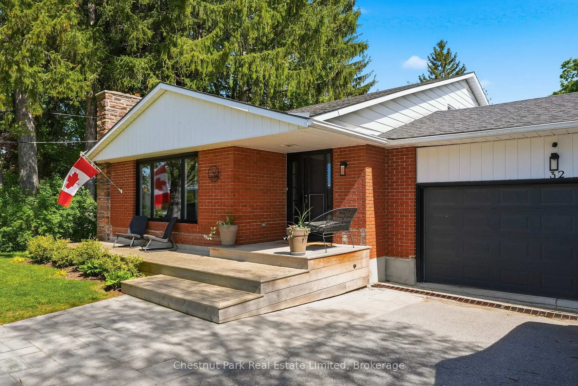 Photo 3 of 32 Barker Street, Prince Edward County, Picton — HOMEH