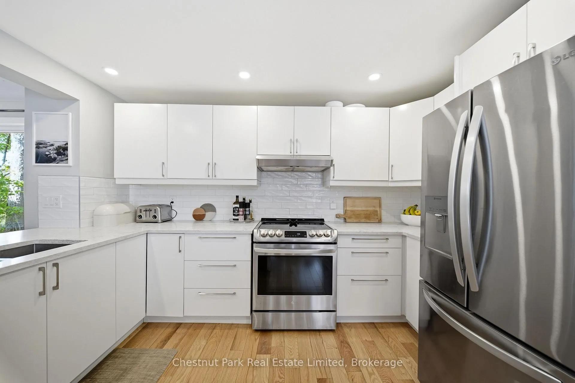 Photo 14 of 32 Barker Street, Prince Edward County, Picton — HOMEH