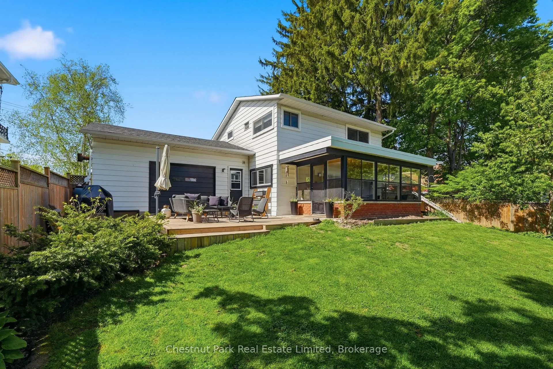 Photo 34 of 32 Barker Street, Prince Edward County, Picton — HOMEH