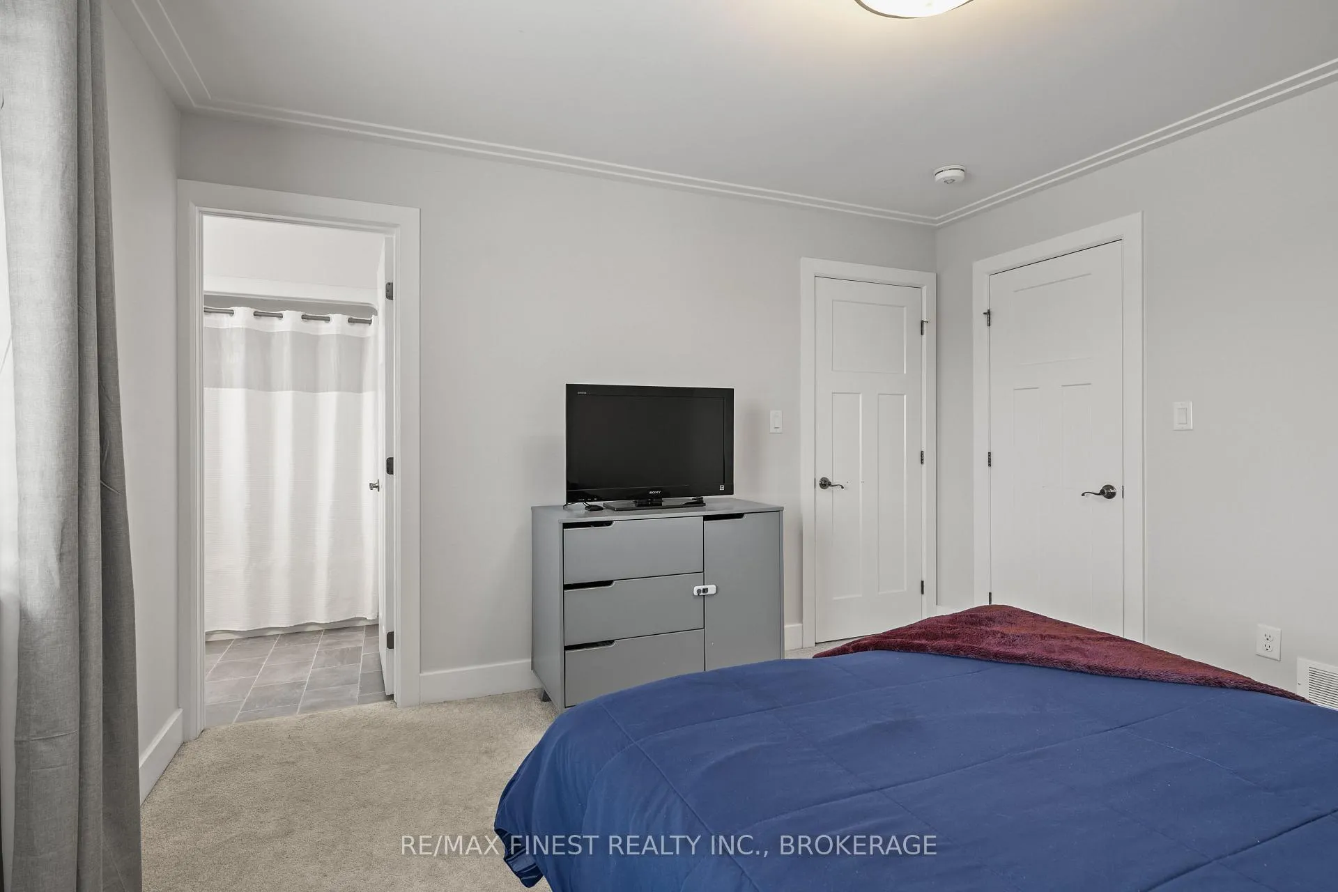 Photo 18 of 201 Pratt Drive, Loyalist, Amherstview — HOMEH