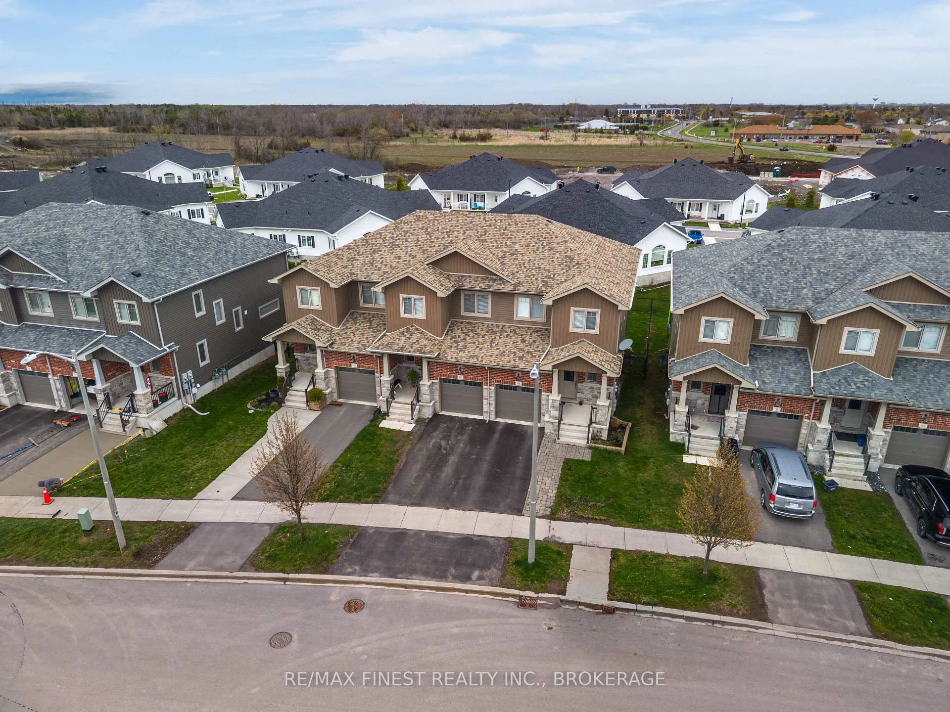 Photo 33 of 201 Pratt Drive, Loyalist, Amherstview — HOMEH