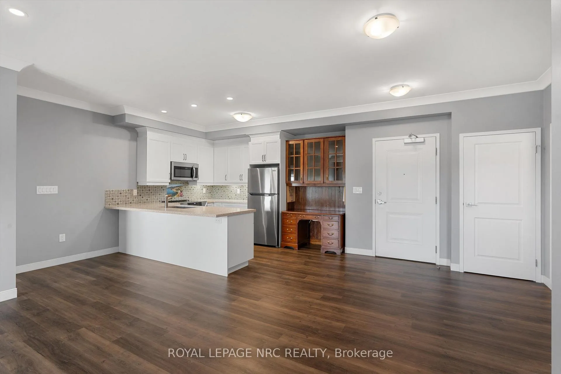 Photo 6 of Unit 505, 105 Vansickle Road S, St. Catharines, Rykert/Vansickle — HOMEH