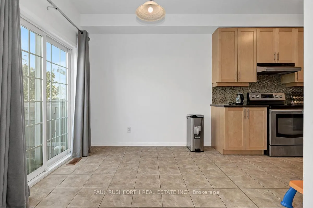 Photo 14 of 606 Pamplona Private, Ottawa, Barrhaven - Stonebridge — HOMEH