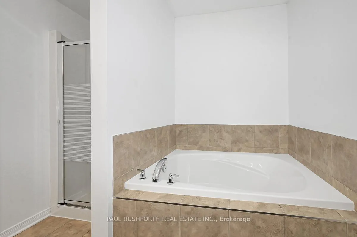 Photo 21 of 606 Pamplona Private, Ottawa, Barrhaven - Stonebridge — HOMEH