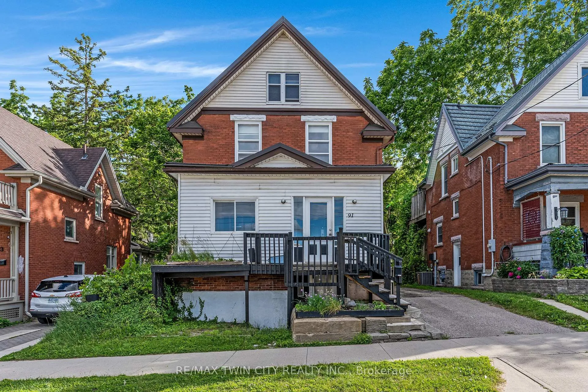 Photo 1 of 91 Charles Street E, Kitchener, Cedar Hill — HOMEH