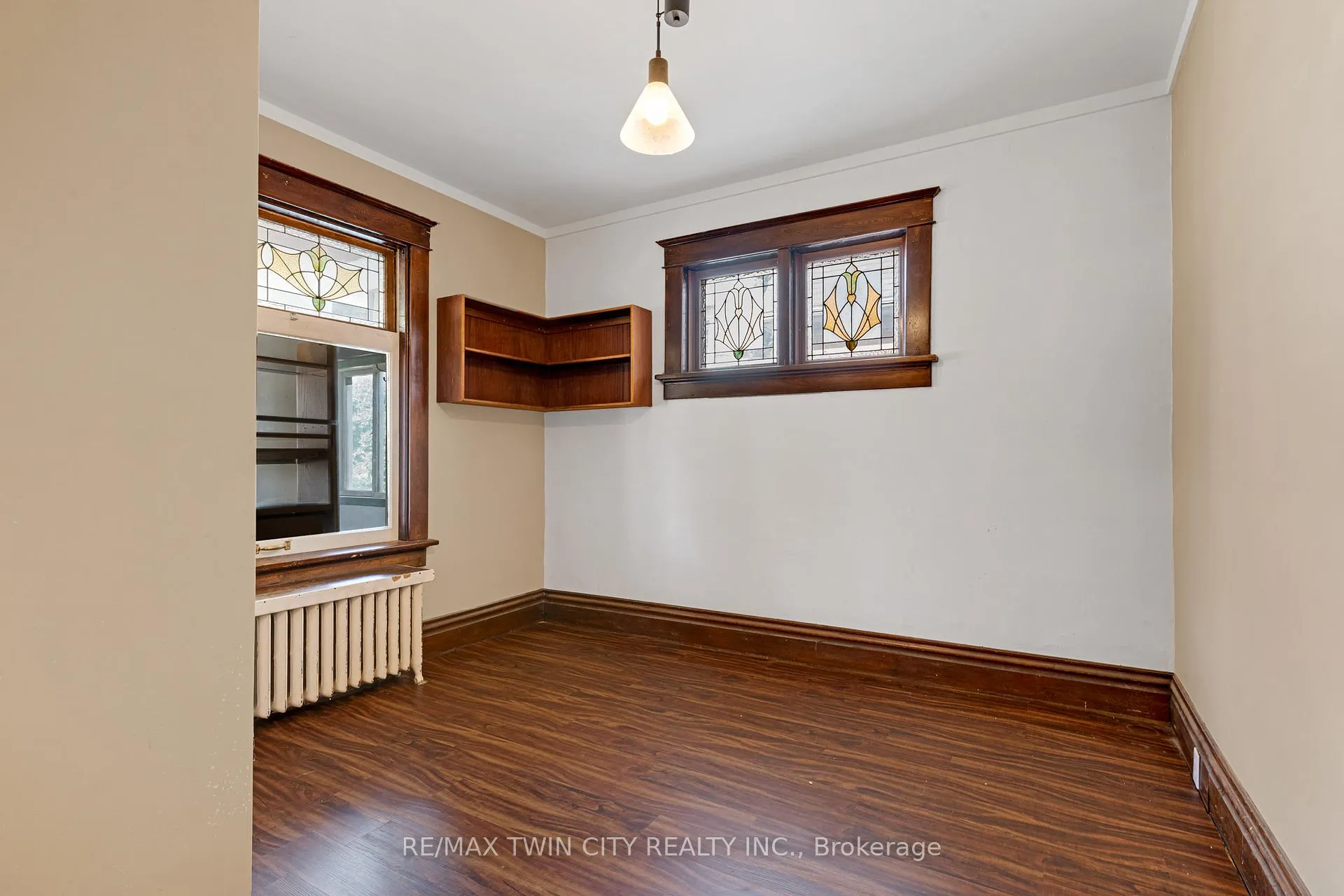Photo 4 of 91 Charles Street E, Kitchener, Cedar Hill — HOMEH