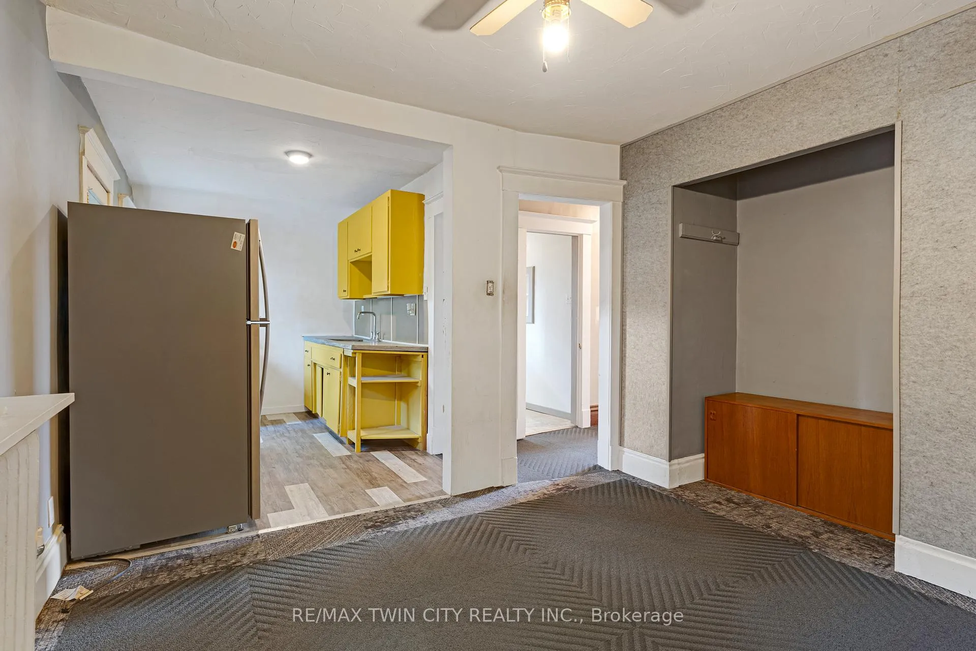Photo 22 of 91 Charles Street E, Kitchener, Cedar Hill — HOMEH