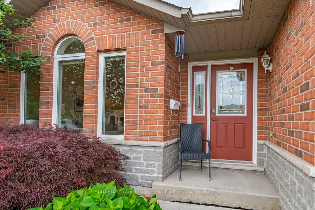Photo 4 of 100 Chesley Street, Hamilton, Gourley — HOMEH