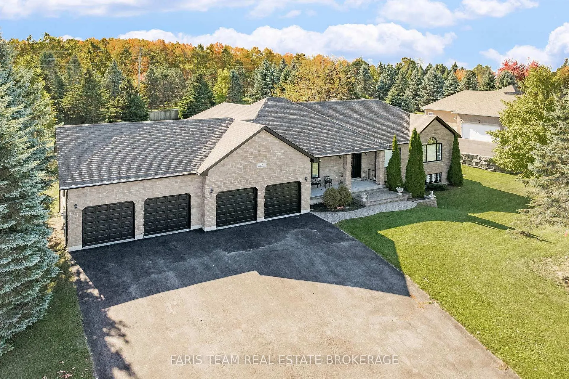 Photo 2 of 39 Vanderpost Crescent, Essa, Thornton — HOMEH