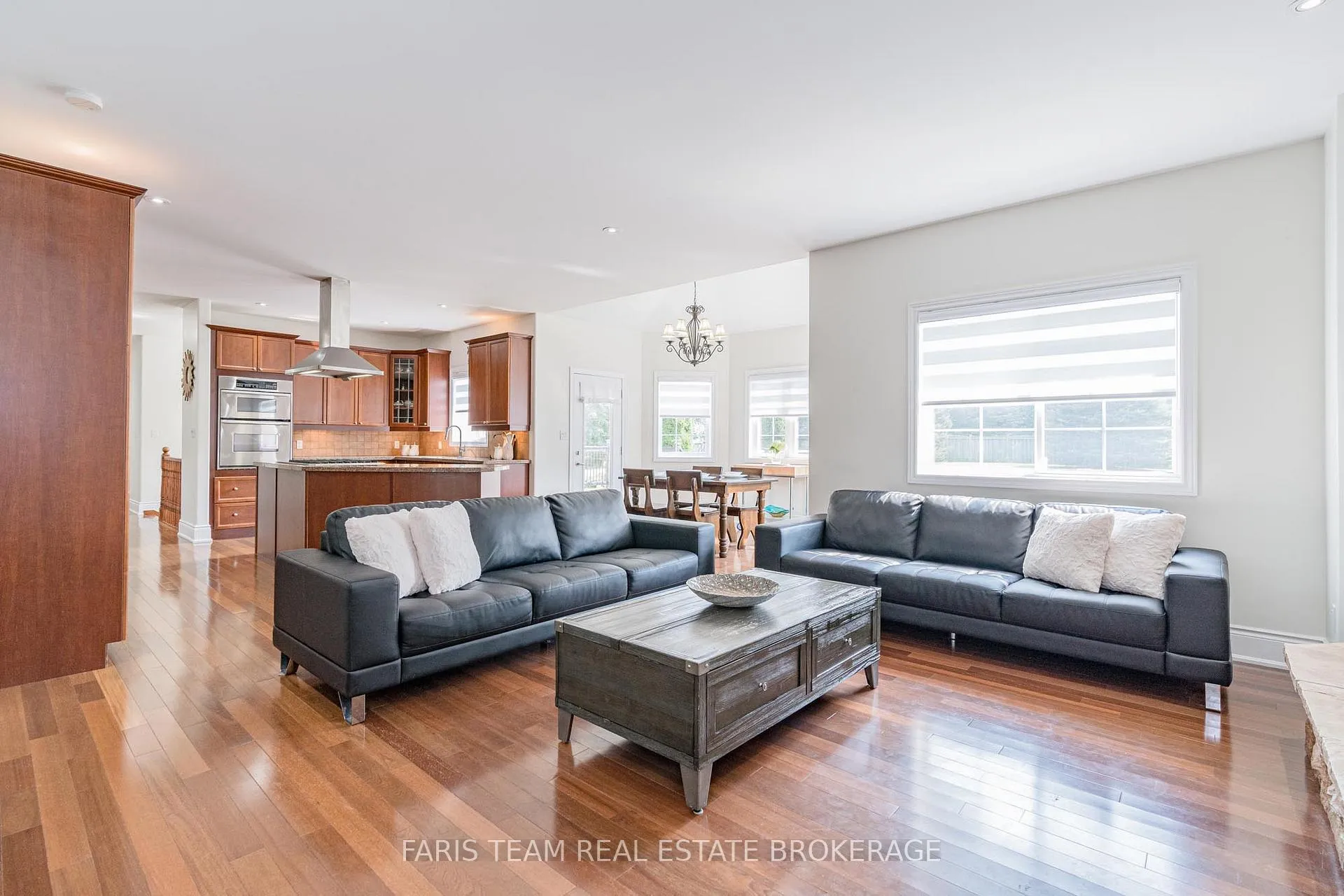Photo 12 of 39 Vanderpost Crescent, Essa, Thornton — HOMEH