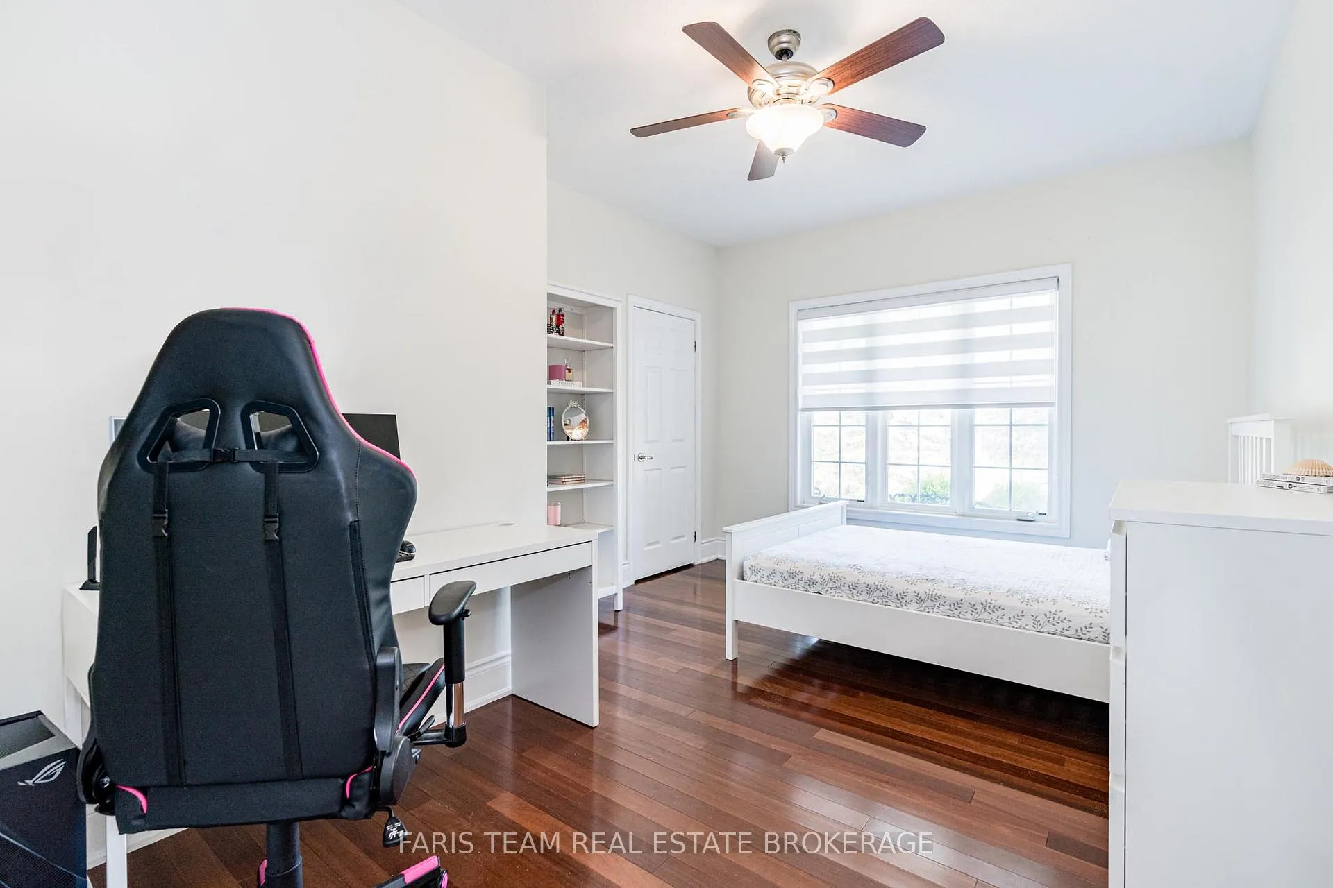 Photo 18 of 39 Vanderpost Crescent, Essa, Thornton — HOMEH