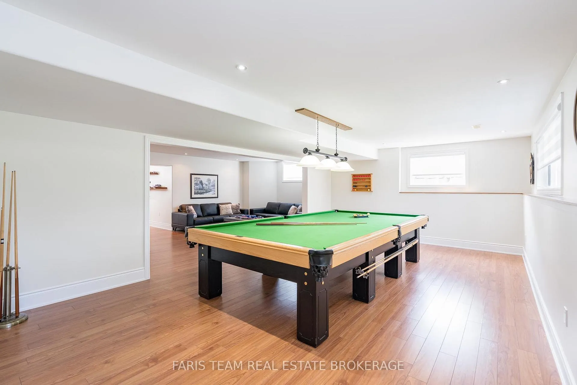 Photo 22 of 39 Vanderpost Crescent, Essa, Thornton — HOMEH