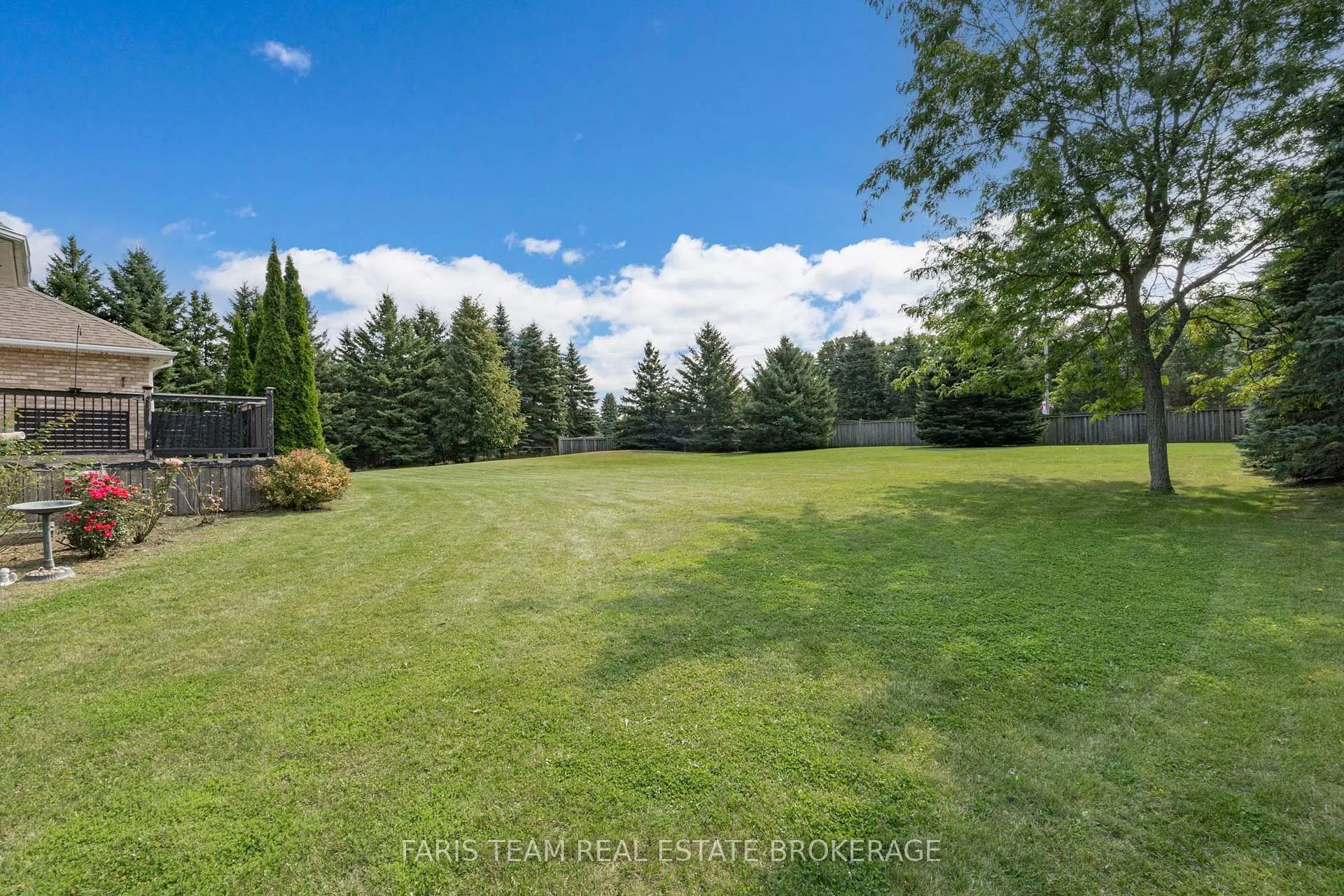 Photo 26 of 39 Vanderpost Crescent, Essa, Thornton — HOMEH