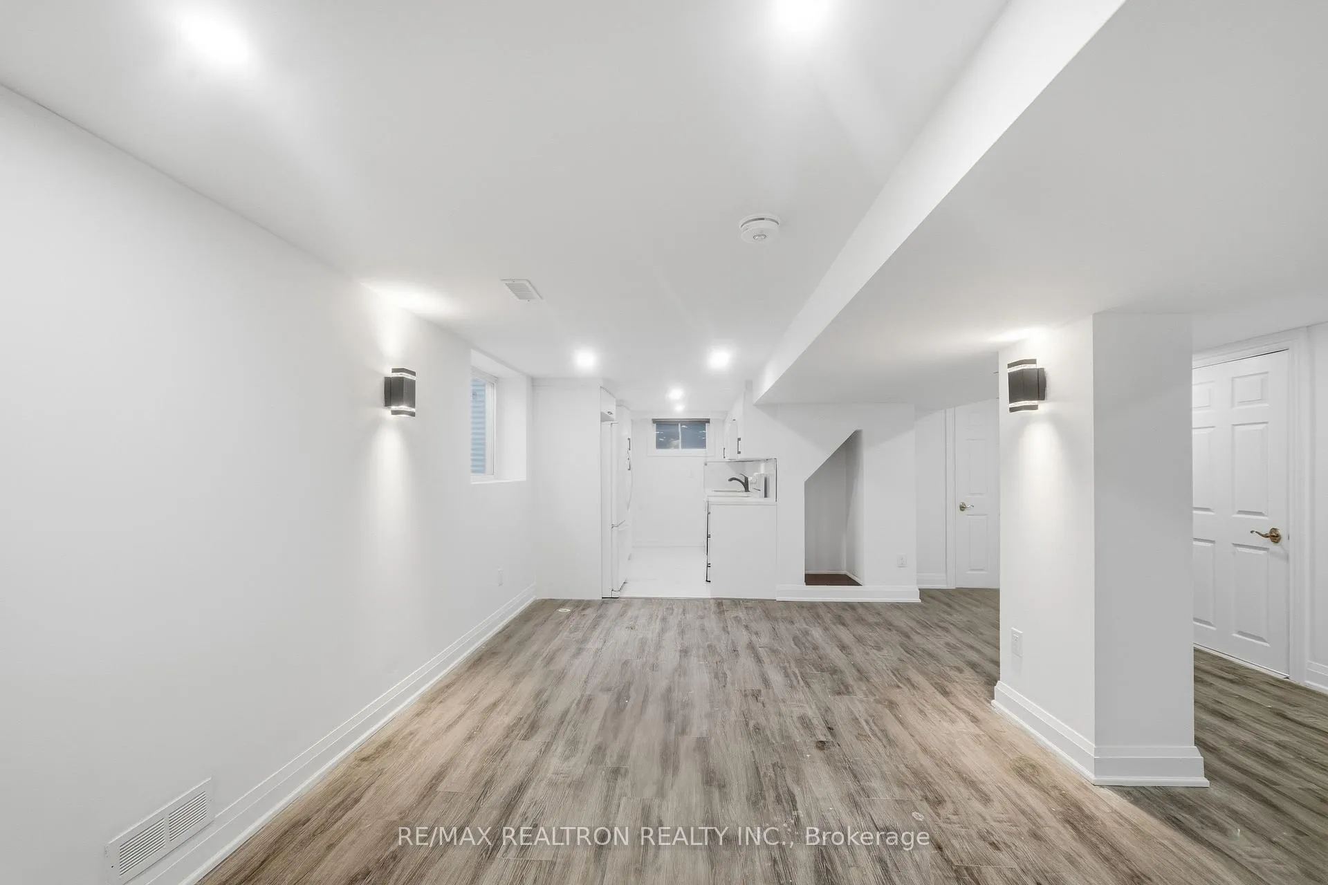 Photo 8 of Unit Lower, 603 Stevenson Road N, Oshawa, McLaughlin — HOMEH