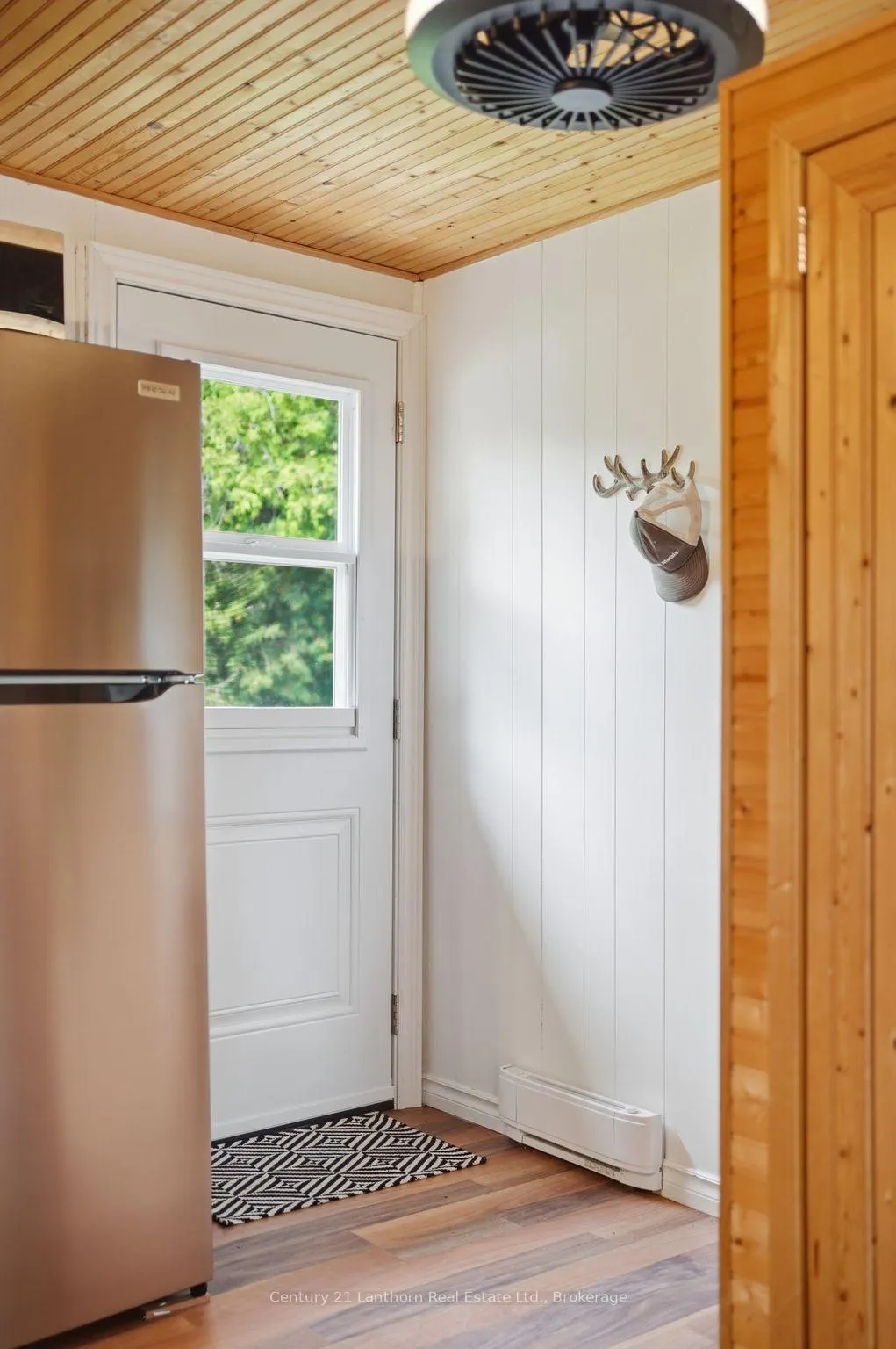 Photo 15 of 1004 C Almond Lane, Frontenac, Frontenac Centre — HOMEH