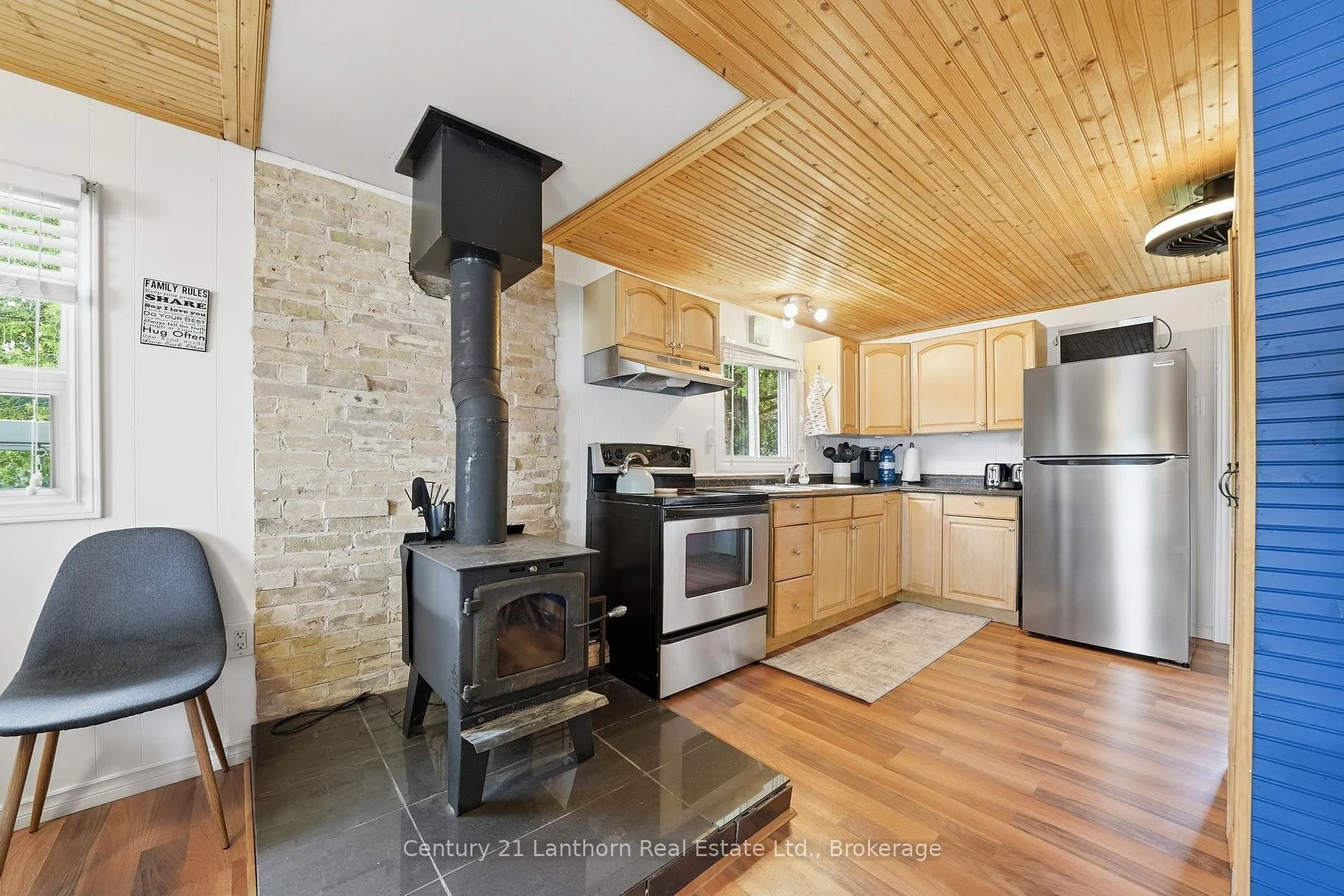 Photo 16 of 1004 C Almond Lane, Frontenac, Frontenac Centre — HOMEH