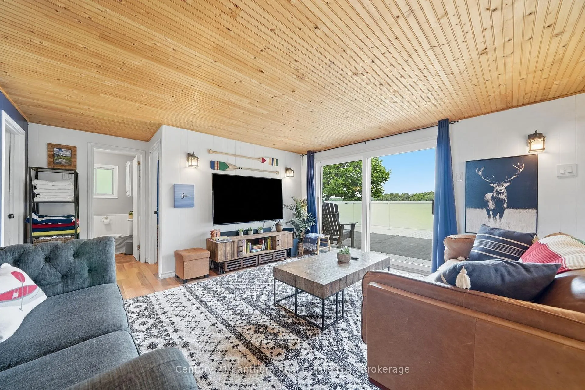 Photo 21 of 1004 C Almond Lane, Frontenac, Frontenac Centre — HOMEH