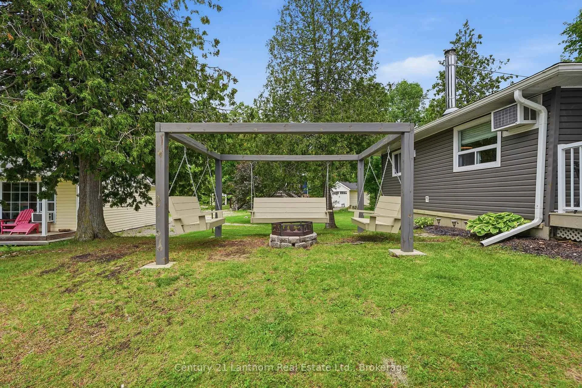 Photo 40 of 1004 C Almond Lane, Frontenac, Frontenac Centre — HOMEH