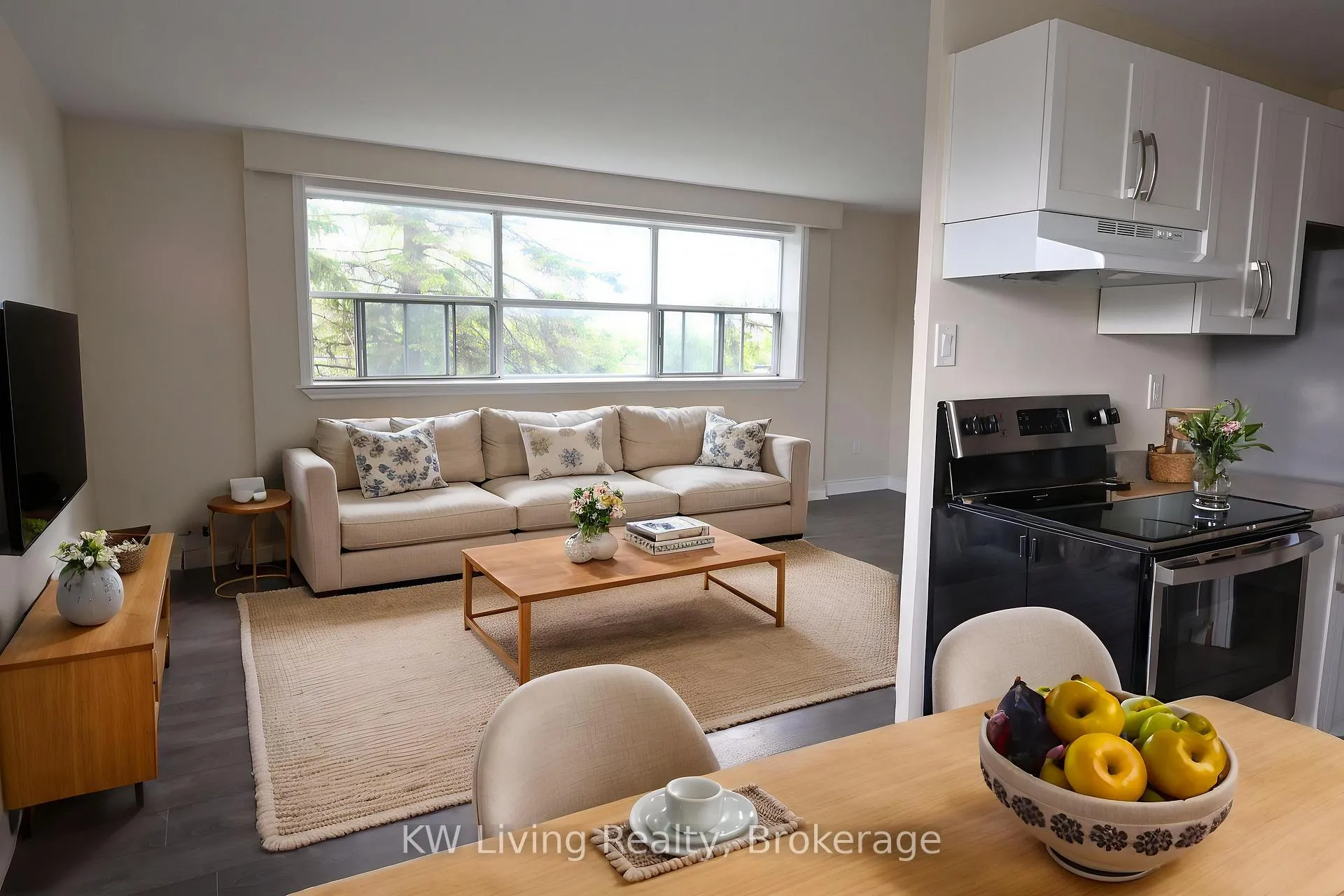 Photo 12 of Unit 302, 100 Browns Line, Etobicoke, Alderwood — HOMEH