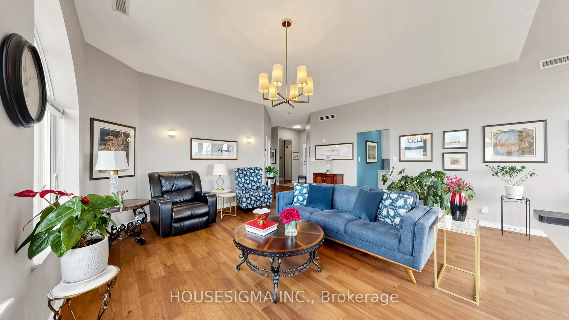 Photo 2 of Unit 505, 3 Dayspring Circle, Brampton, Goreway Drive Corridor — HOMEH
