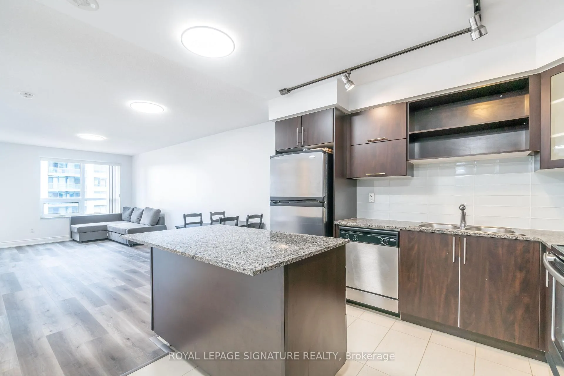 Photo 6 of Unit 809, 60 South Town Centre Boulevard, Markham, Unionville — HOMEH
