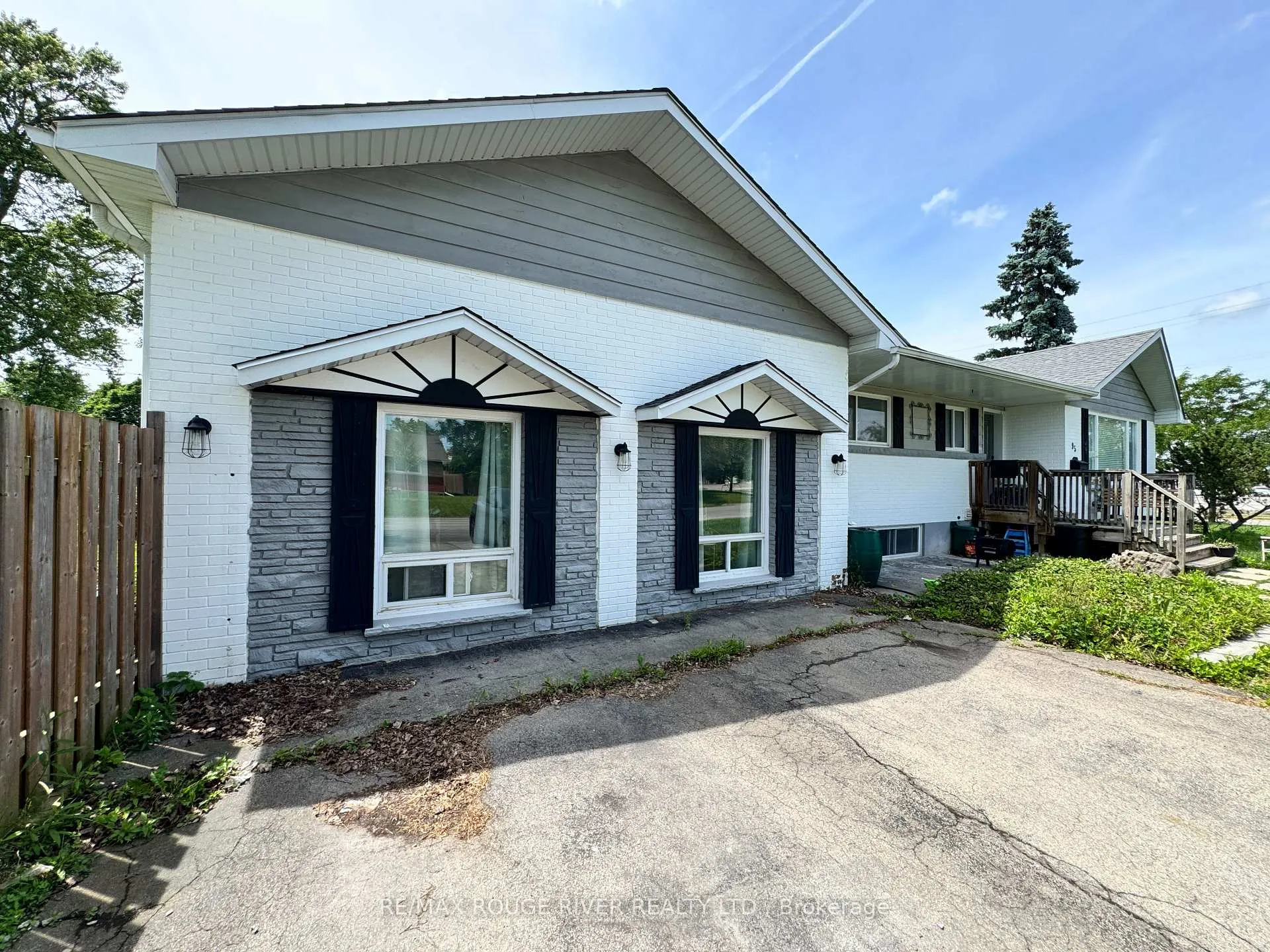 Photo 1 of 95 Diffin Drive, Welland, Prince Charles — HOMEH