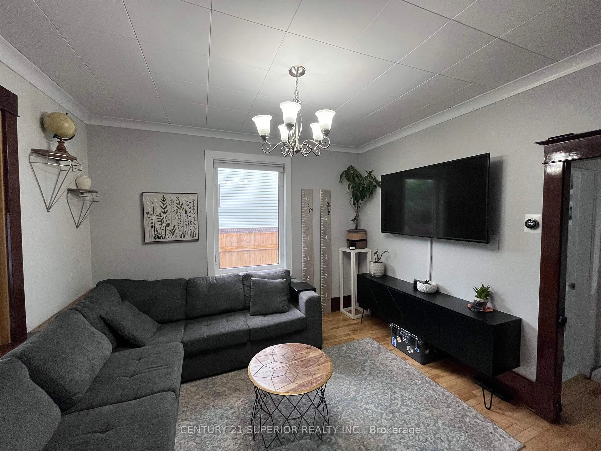 Photo 8 of 437 Hodder Ave, Thunder Bay, Current River — HOMEH