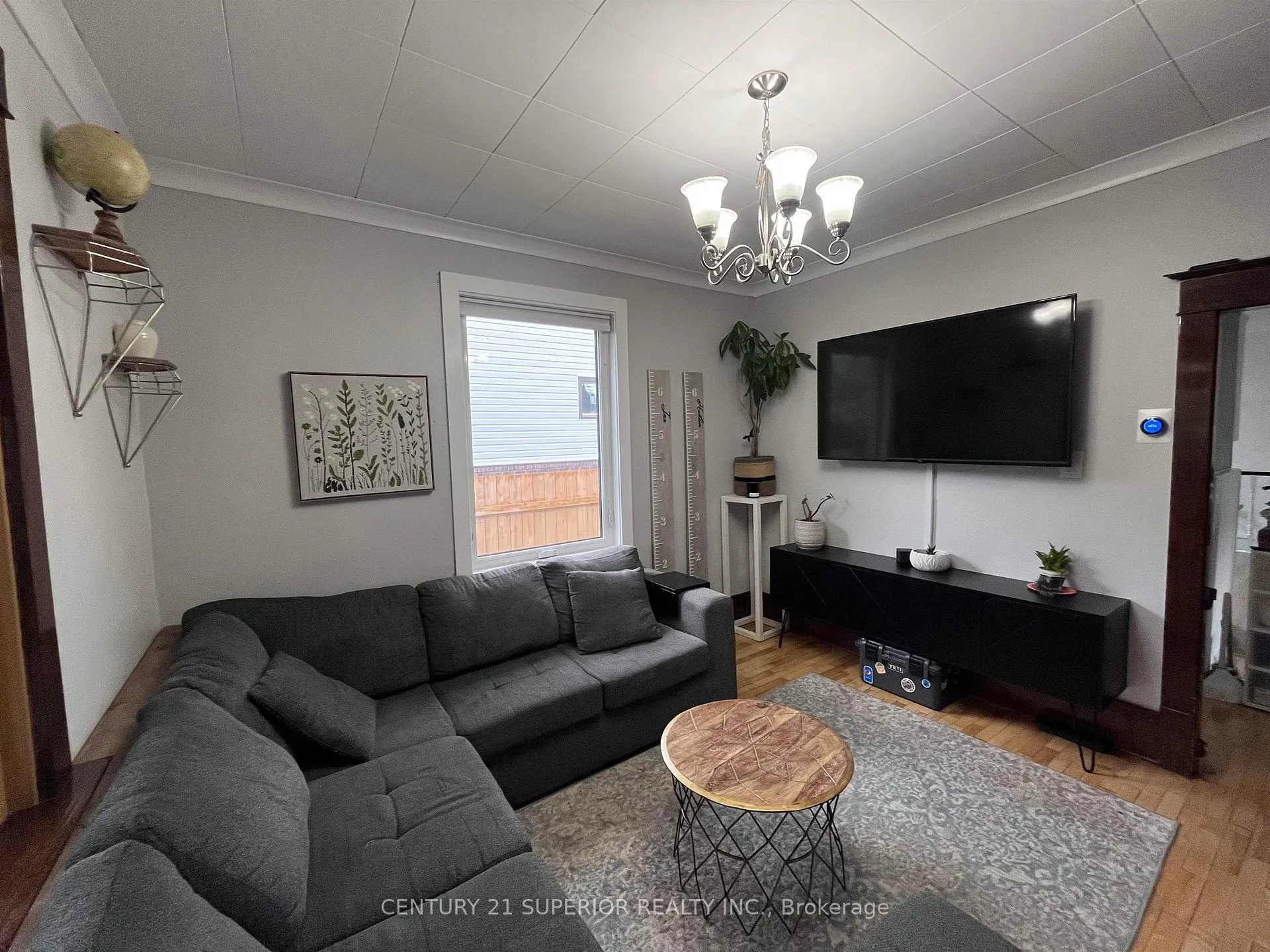 Photo 9 of 437 Hodder Ave, Thunder Bay, Current River — HOMEH