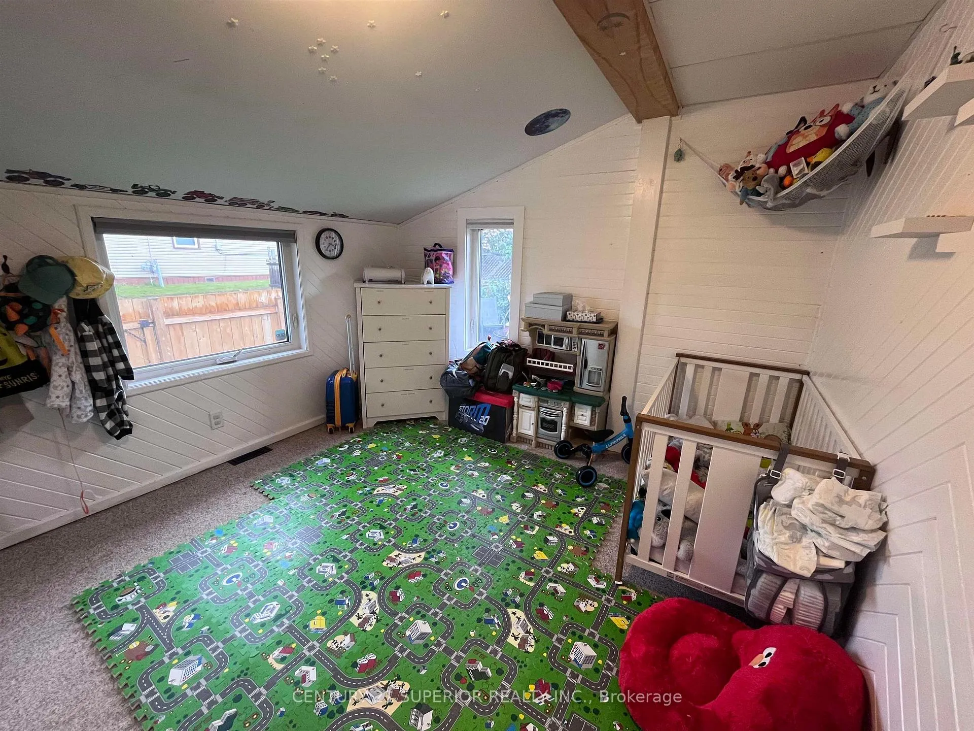Photo 22 of 437 Hodder Ave, Thunder Bay, Current River — HOMEH