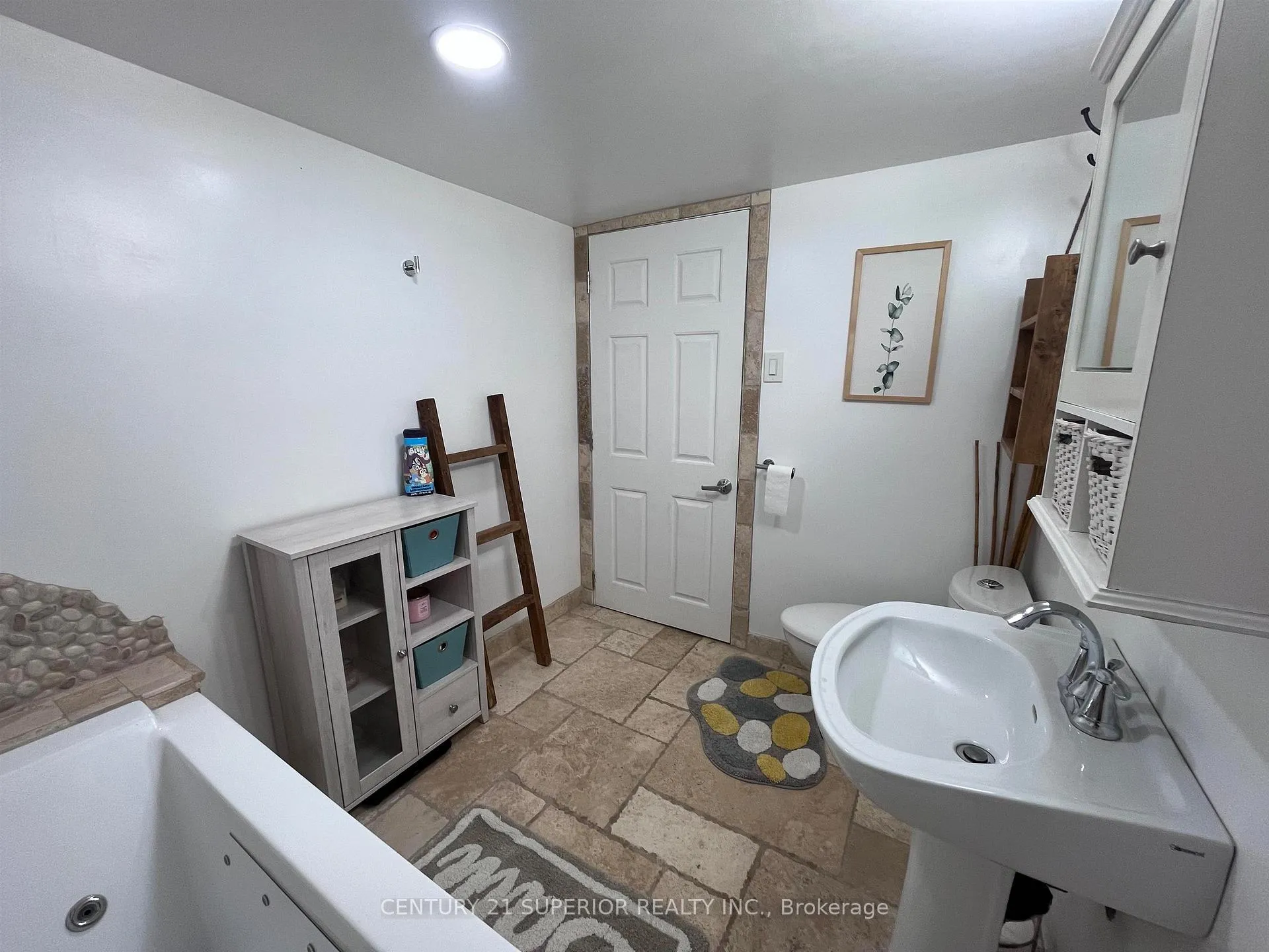 Photo 28 of 437 Hodder Ave, Thunder Bay, Current River — HOMEH