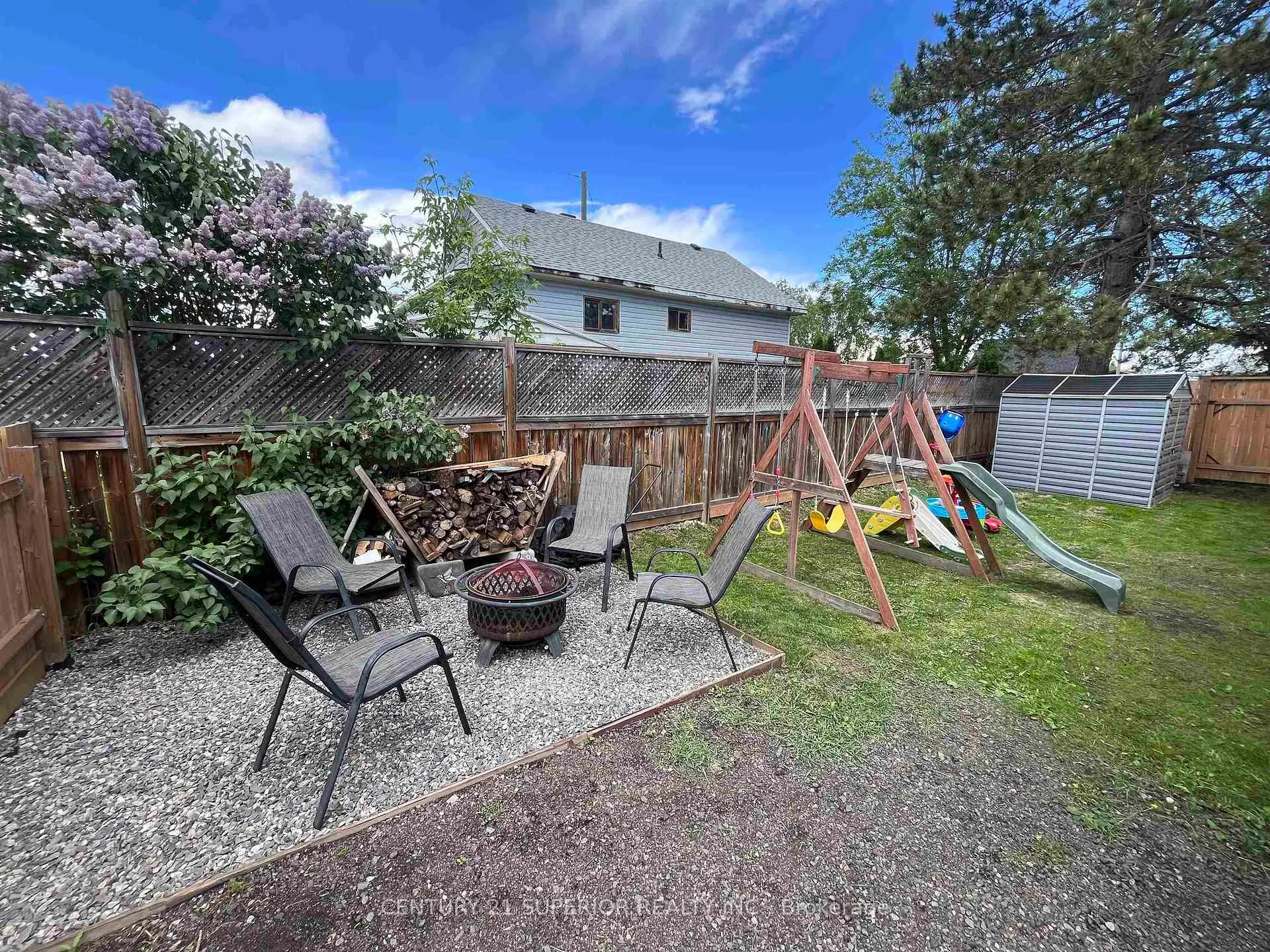 Photo 42 of 437 Hodder Ave, Thunder Bay, Current River — HOMEH