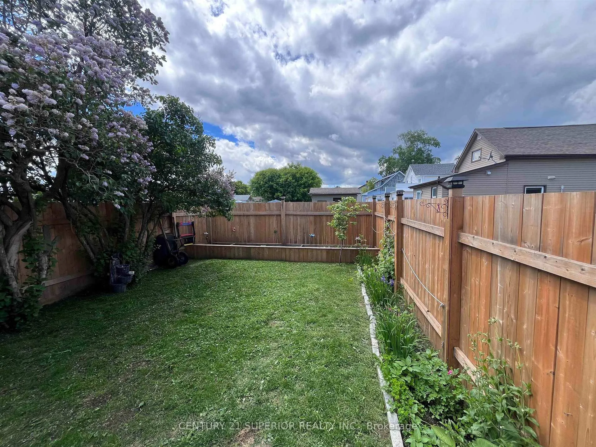Photo 46 of 437 Hodder Ave, Thunder Bay, Current River — HOMEH