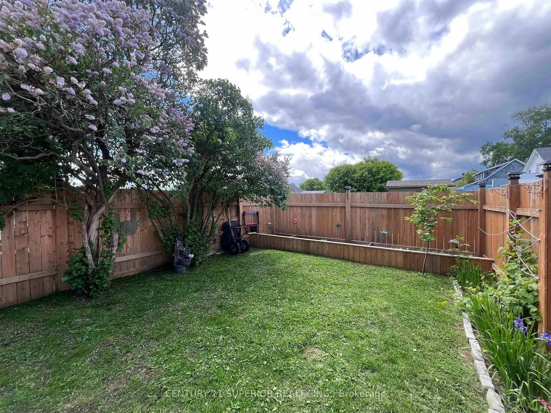 Photo 47 of 437 Hodder Ave, Thunder Bay, Current River — HOMEH