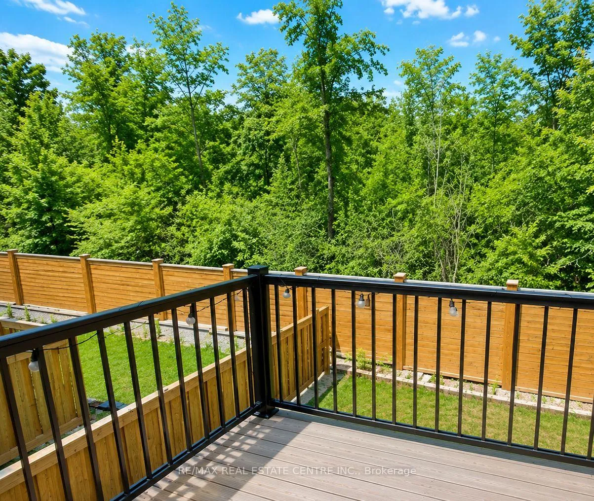 Photo 4 of 46 Windtree Way, Halton Hills, Georgetown — HOMEH