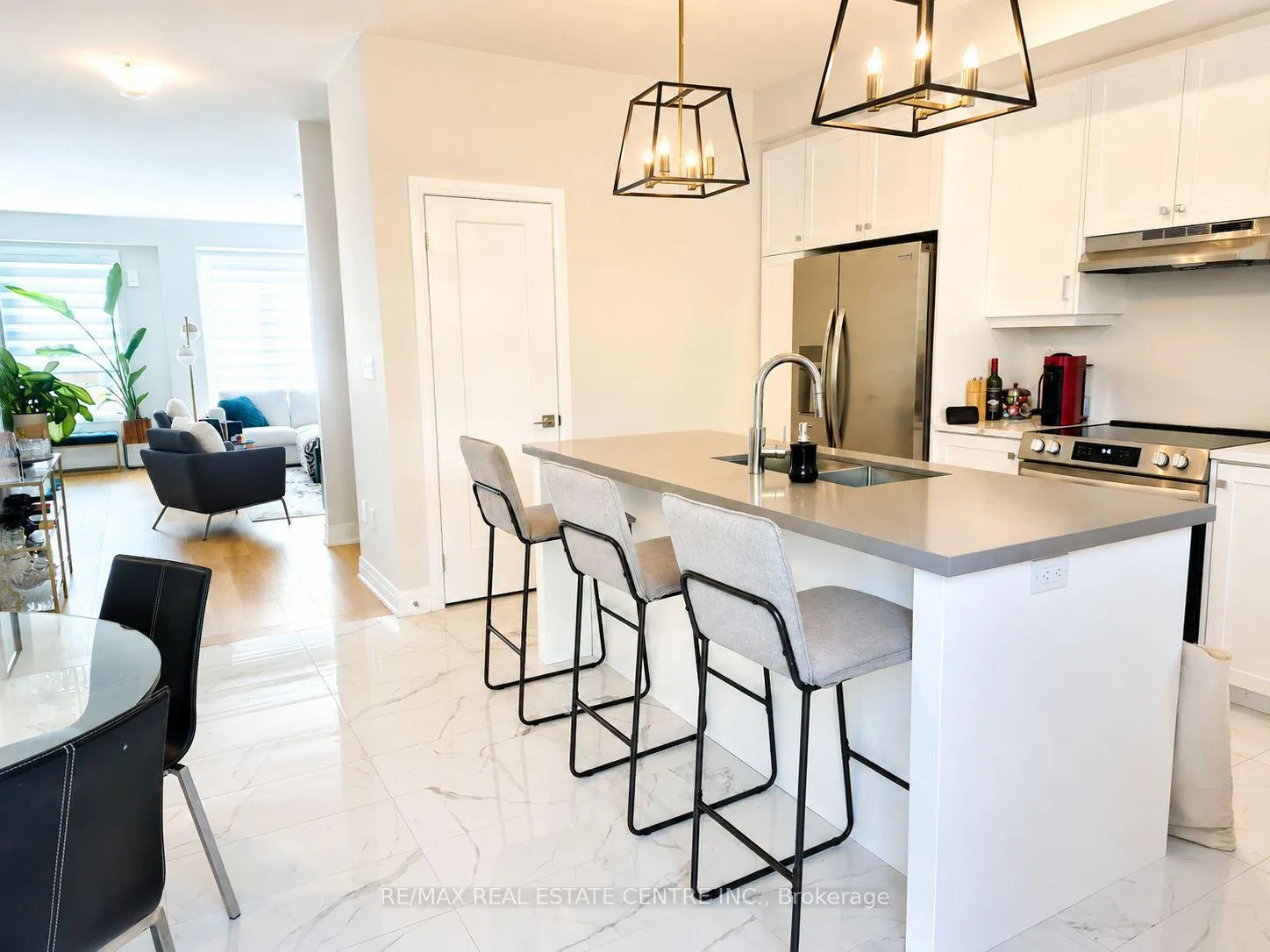 Photo 9 of 46 Windtree Way, Halton Hills, Georgetown — HOMEH