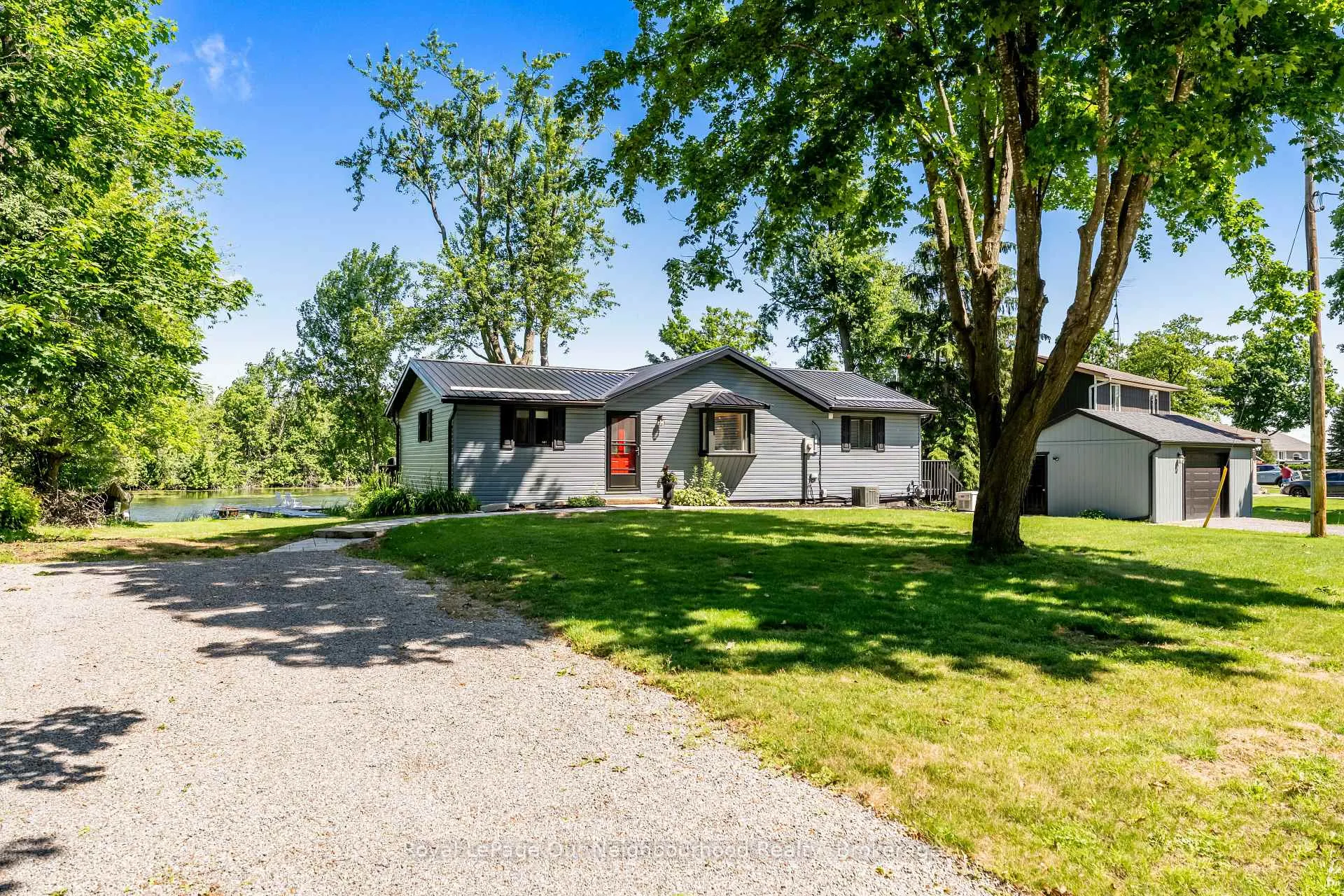 Photo 2 of 1194 Nuforest Drive, Selwyn — HOMEH