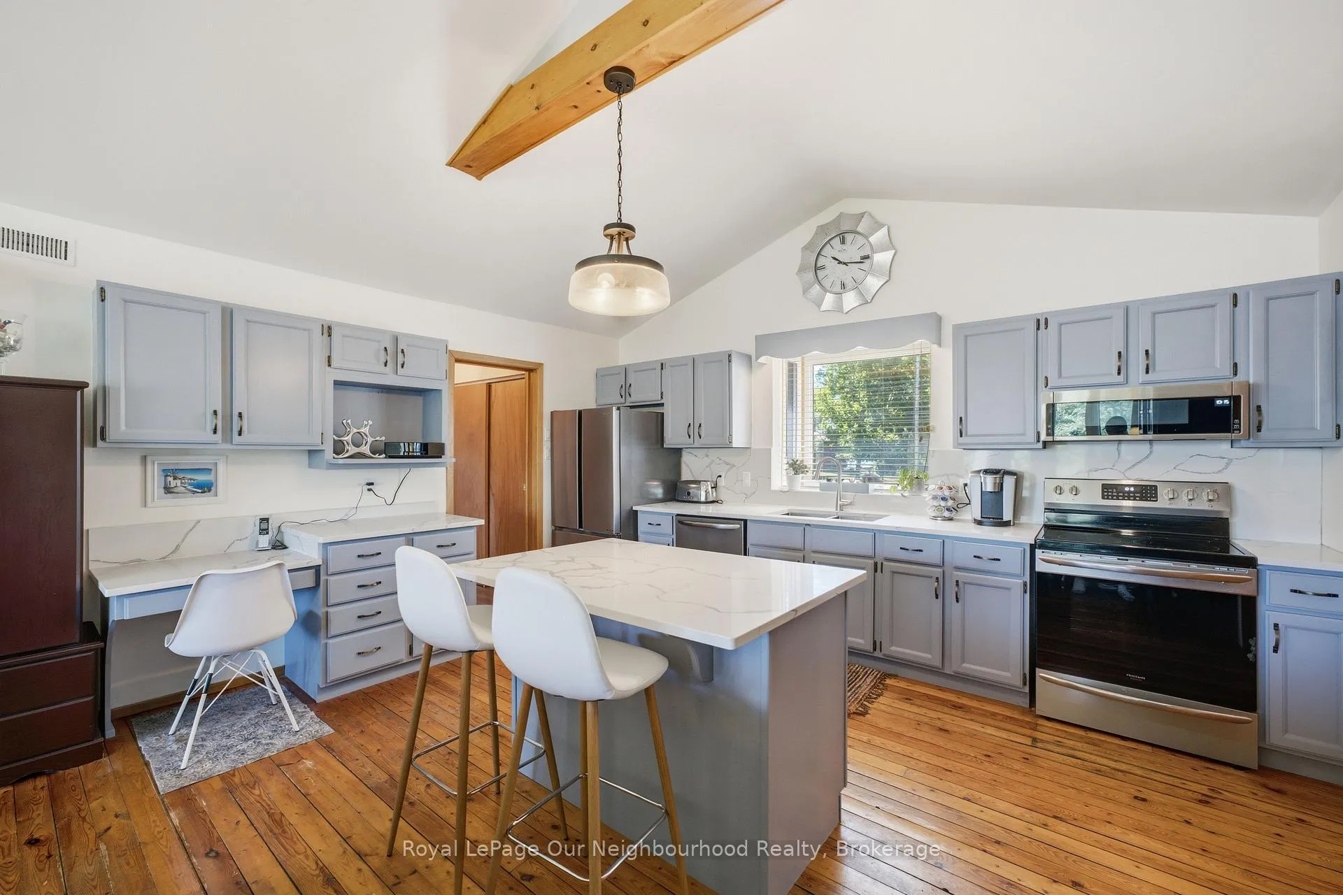 Photo 8 of 1194 Nuforest Drive, Selwyn — HOMEH