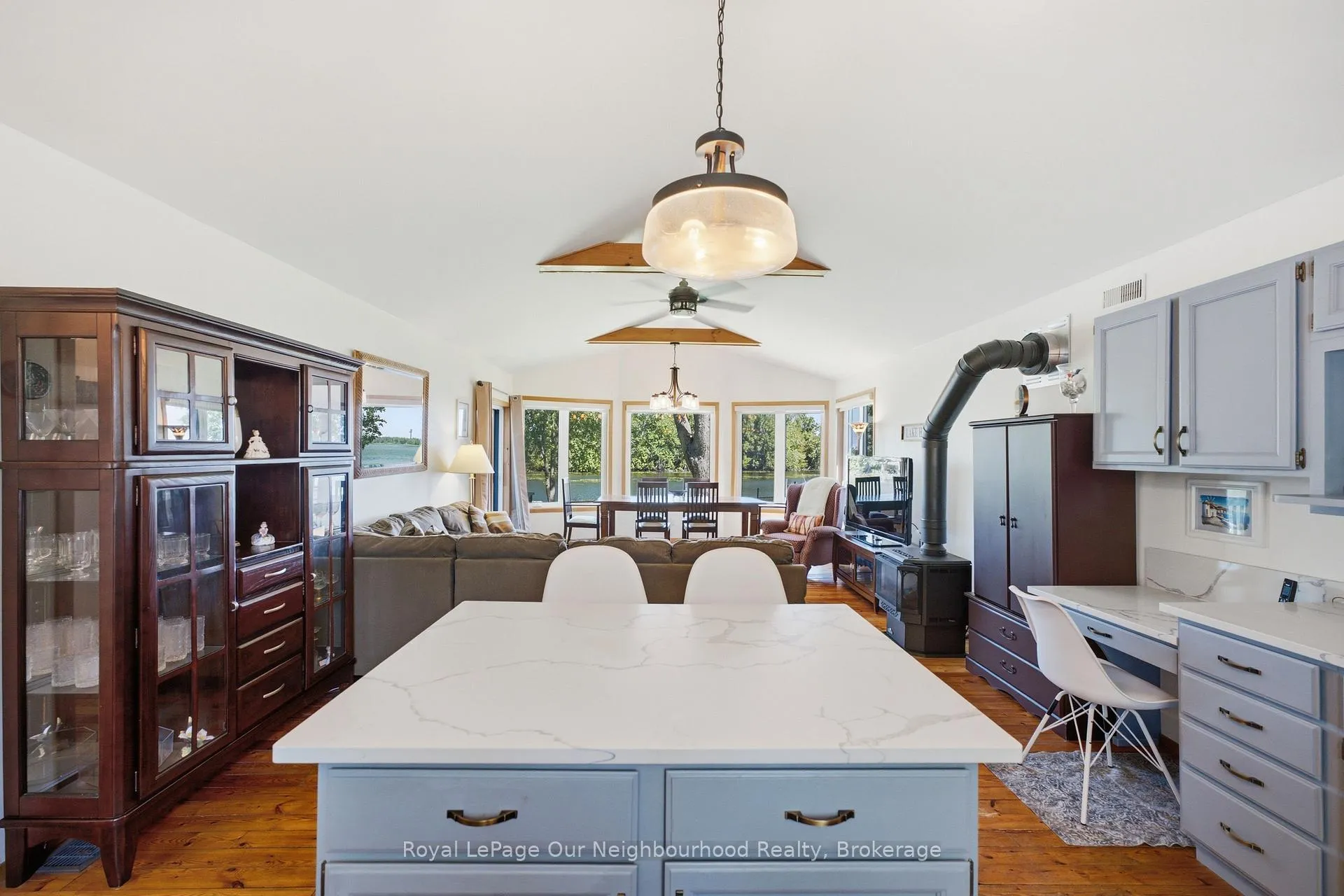 Photo 12 of 1194 Nuforest Drive, Selwyn — HOMEH