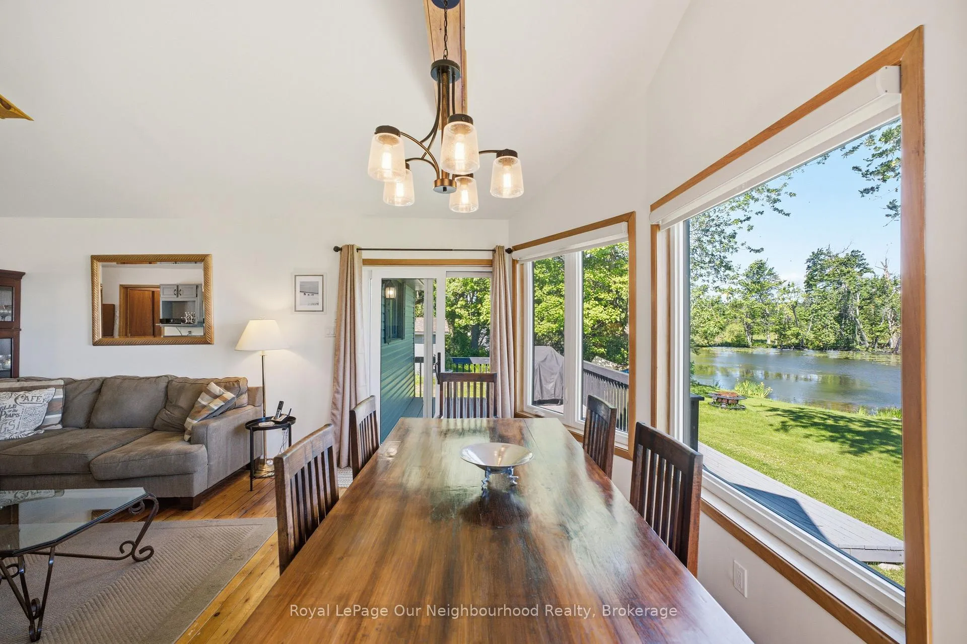 Photo 17 of 1194 Nuforest Drive, Selwyn — HOMEH