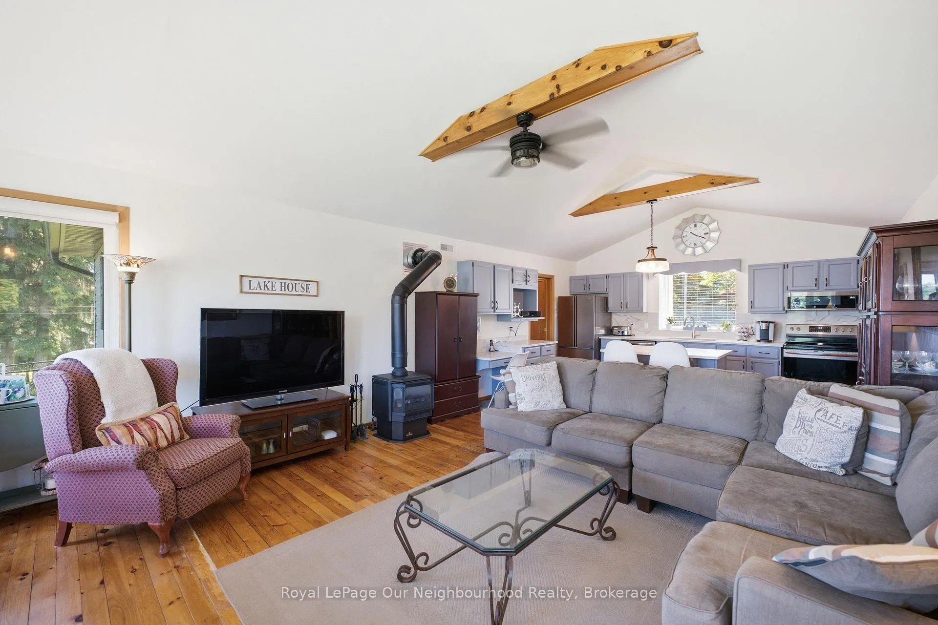 Photo 19 of 1194 Nuforest Drive, Selwyn — HOMEH