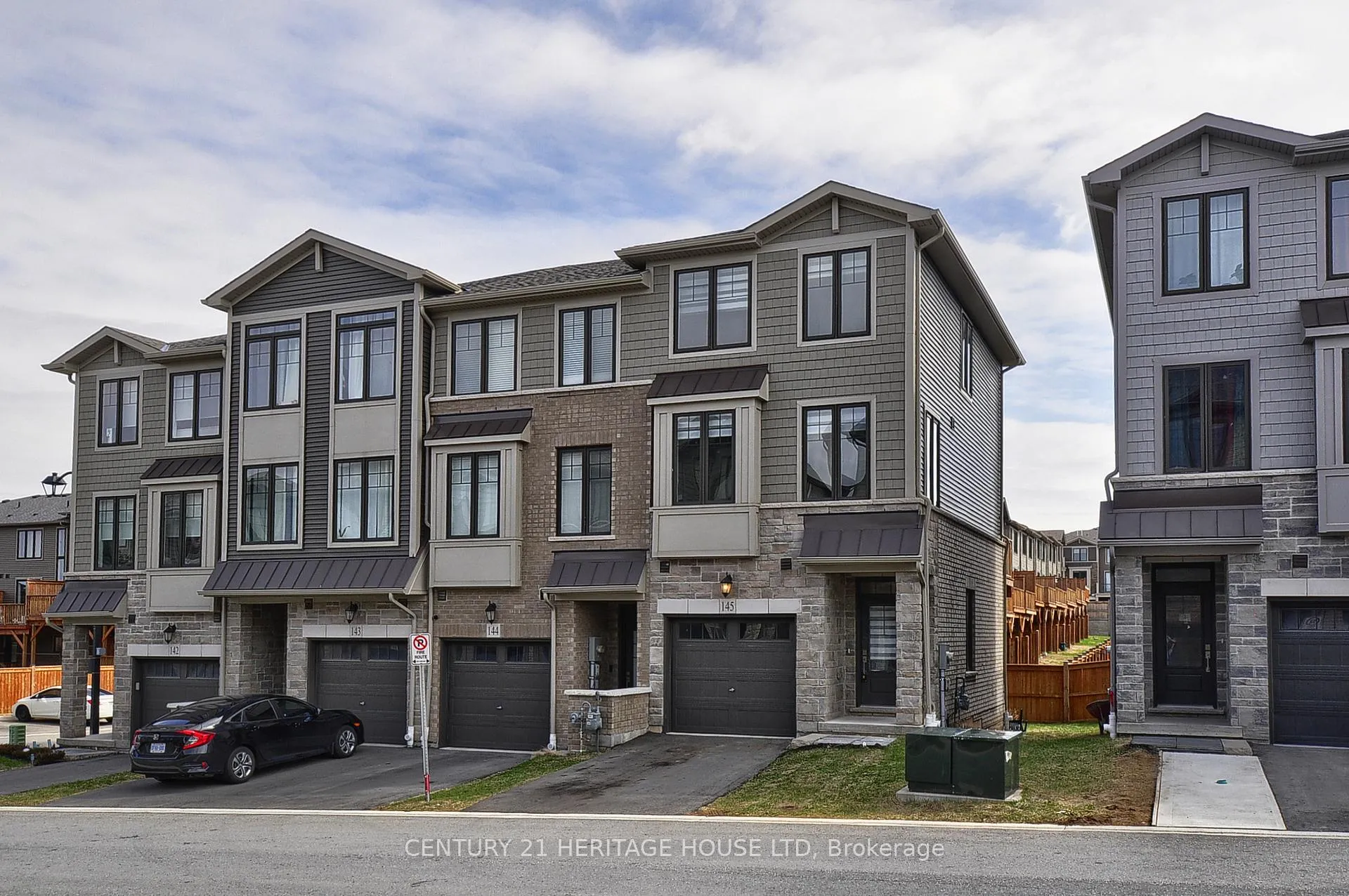 Photo 2 of Unit 145, 10 Birmingham Drive, Cambridge, Hagey — HOMEH