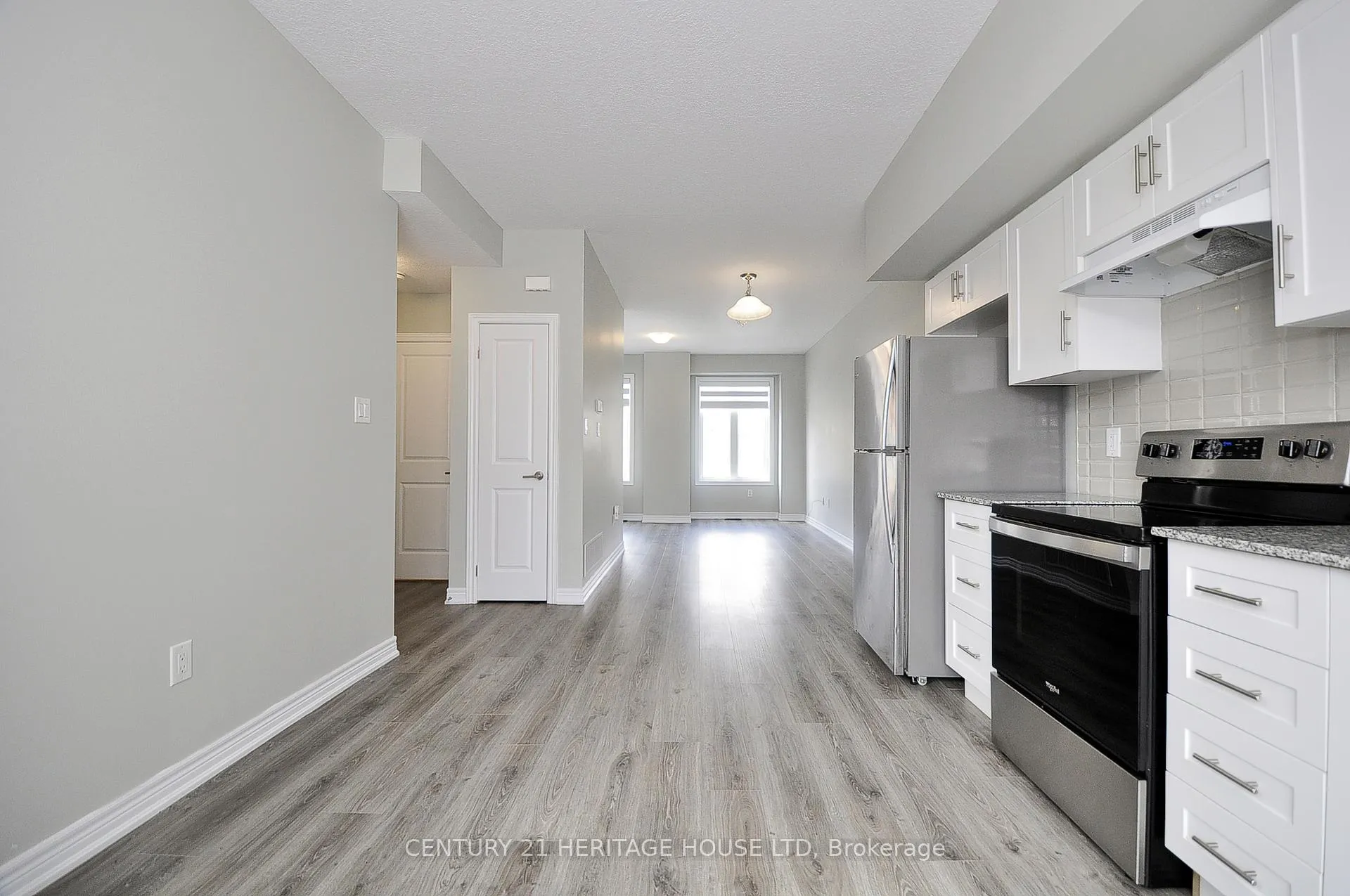 Photo 13 of Unit 145, 10 Birmingham Drive, Cambridge, Hagey — HOMEH