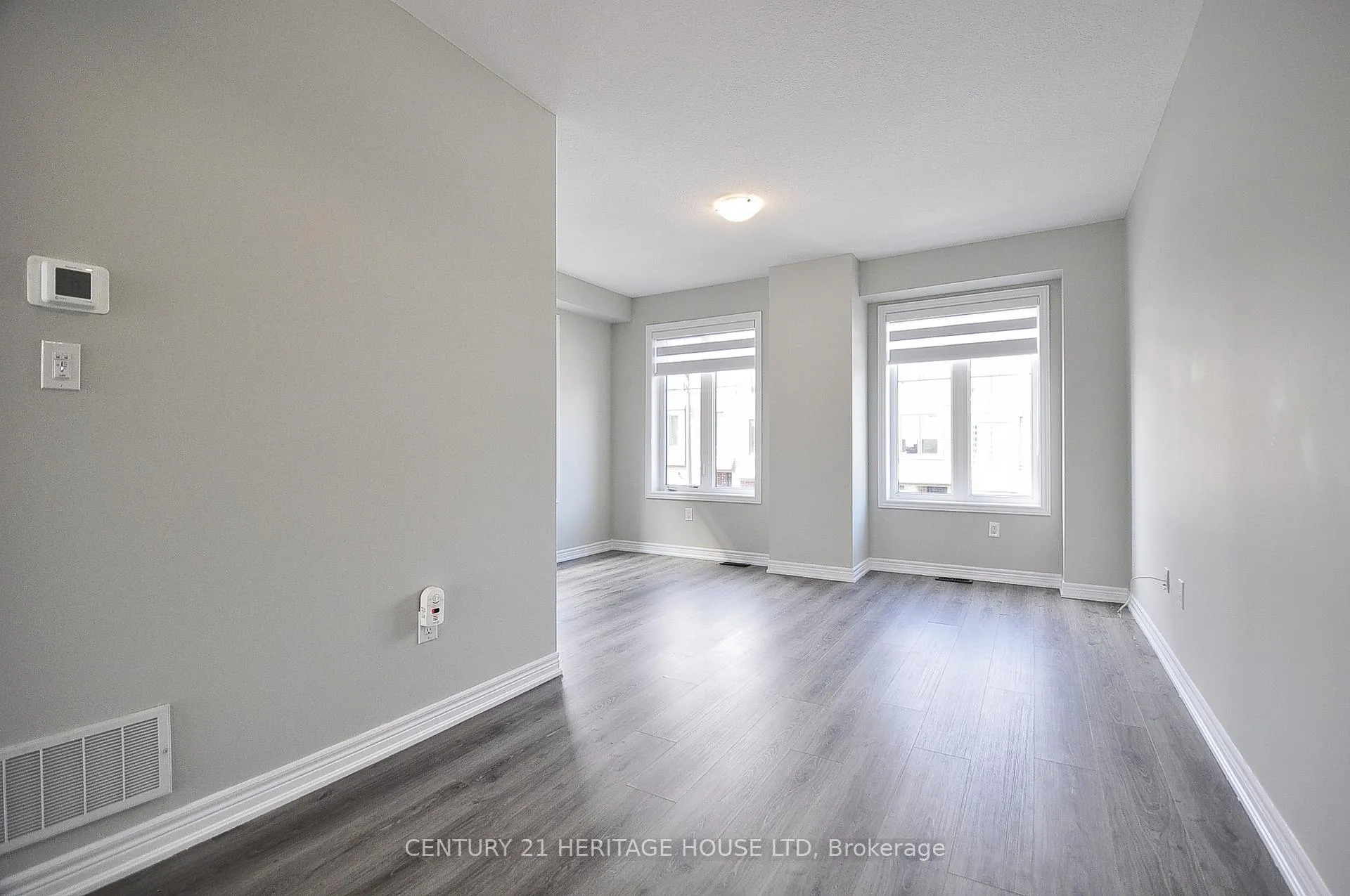 Photo 14 of Unit 145, 10 Birmingham Drive, Cambridge, Hagey — HOMEH