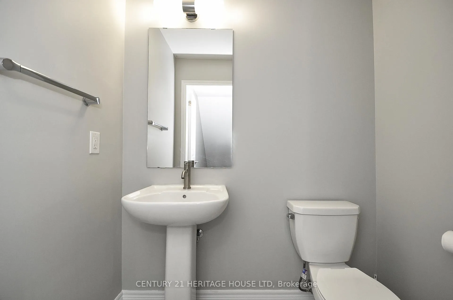 Photo 18 of Unit 145, 10 Birmingham Drive, Cambridge, Hagey — HOMEH